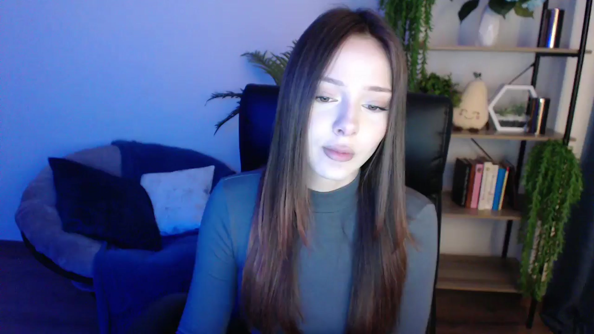 Gallery image thumbnail from KateManelli's myfreecams stream on, 02/07/2025, 09:46 image 18 of 20