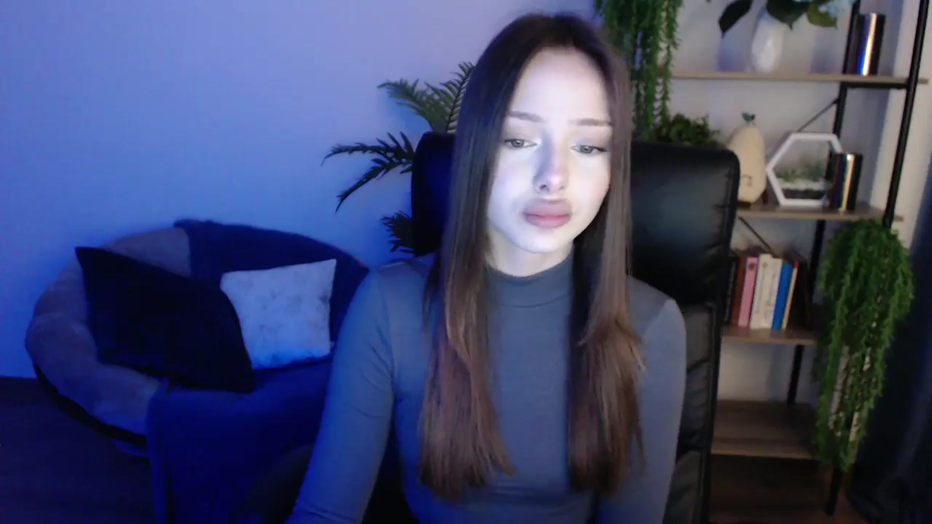 Gallery image thumbnail from KateManelli's myfreecams stream on, 02/07/2025, 10:27 image 9 of 20