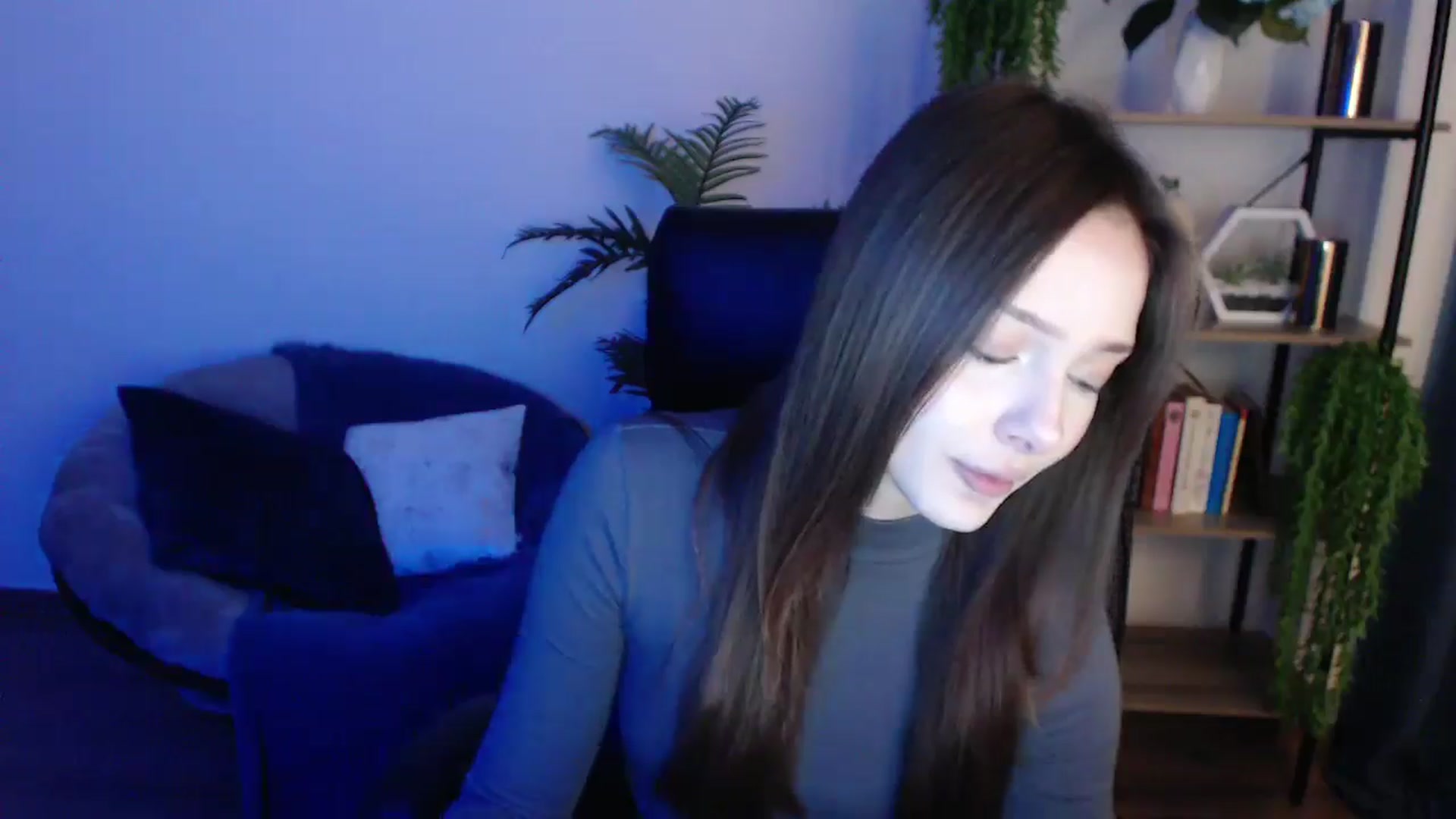 Gallery image thumbnail from KateManelli's myfreecams stream on, 02/07/2025, 10:27 image 8 of 20