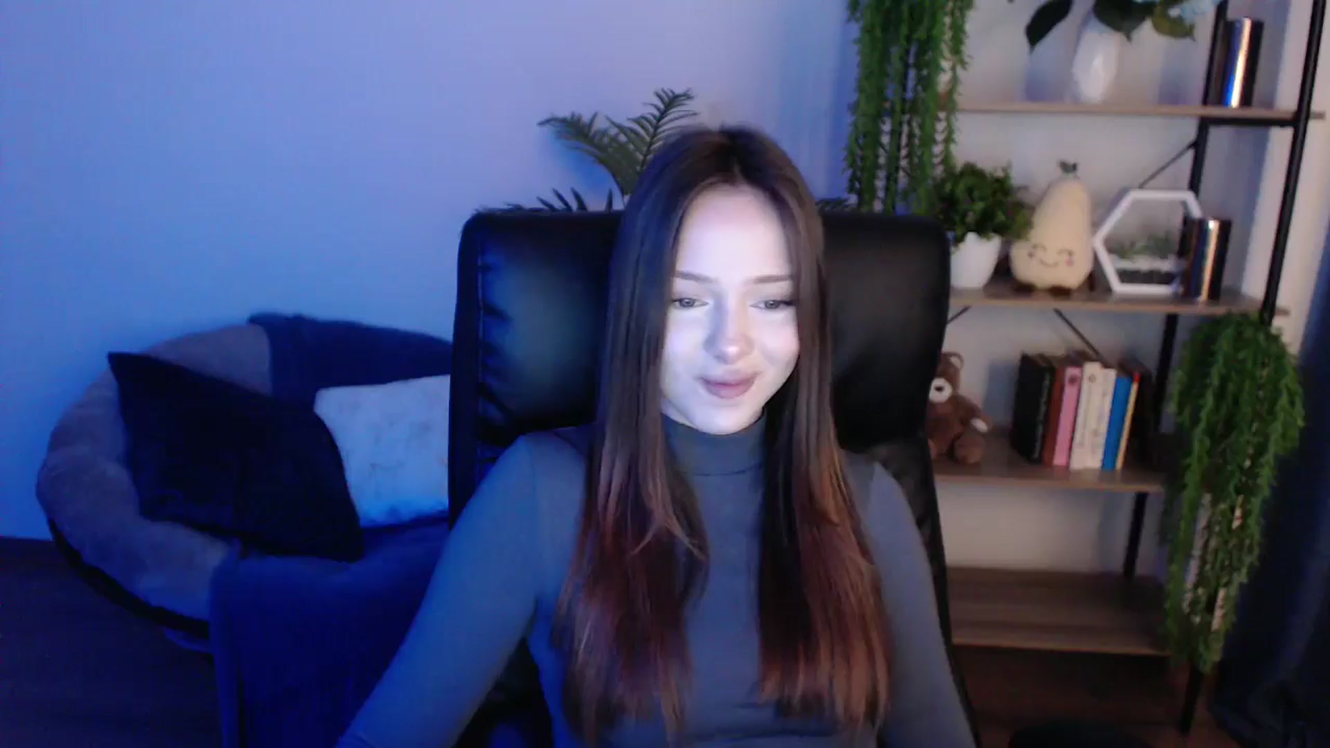 Gallery image thumbnail from KateManelli's myfreecams stream on, 02/07/2025, 11:20 image 6 of 20