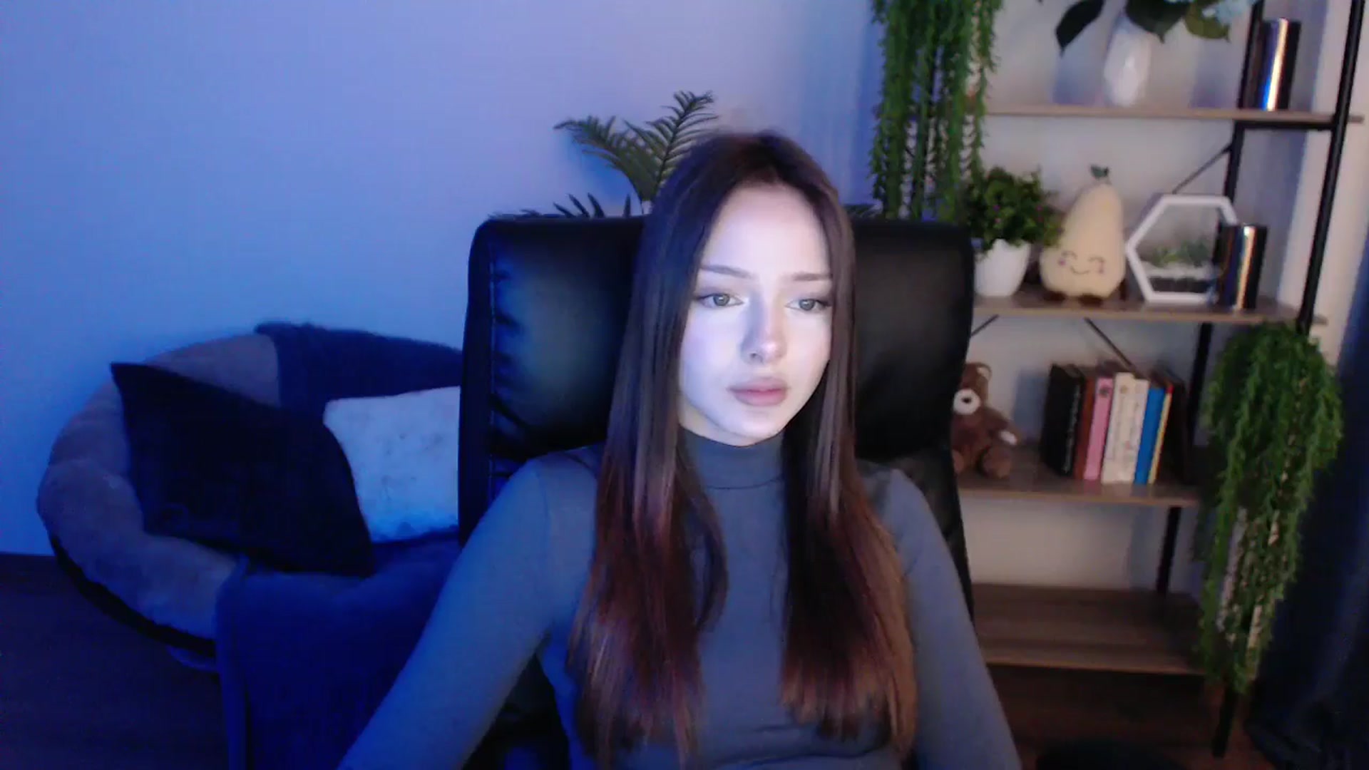 Gallery image thumbnail from KateManelli's myfreecams stream on, 02/07/2025, 11:20 image 7 of 20