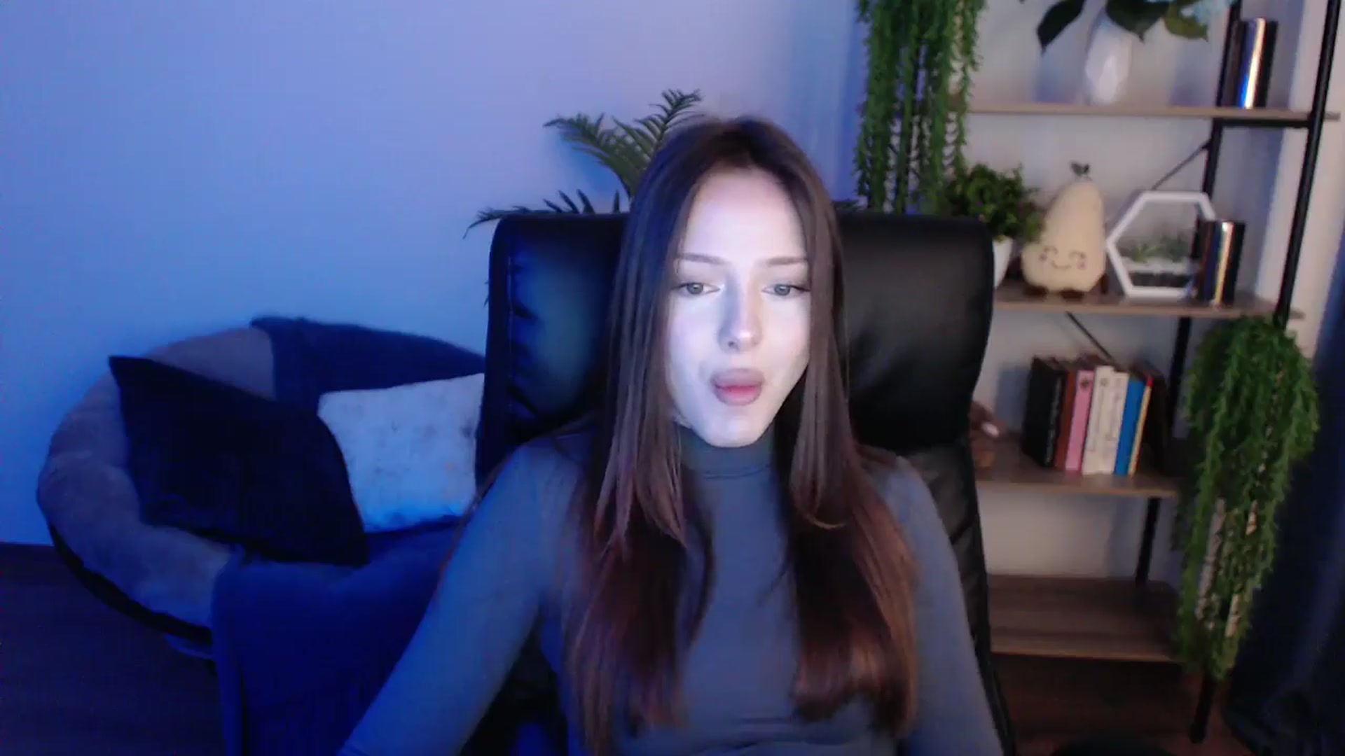 Gallery image thumbnail from KateManelli's myfreecams stream on, 02/07/2025, 11:20 image 10 of 20