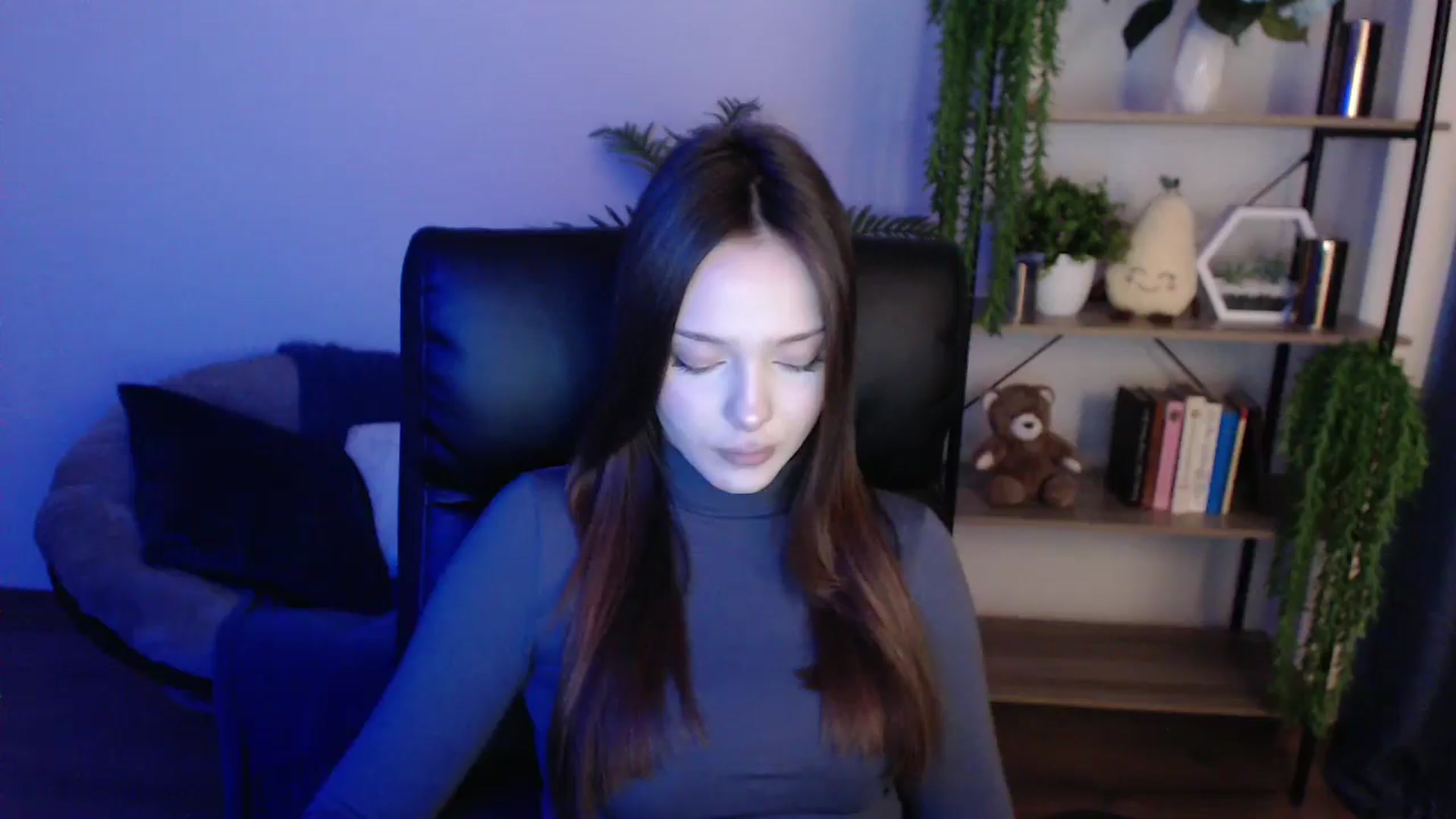 Gallery image thumbnail from KateManelli's myfreecams stream on, 02/07/2025, 12:35 image 13 of 20