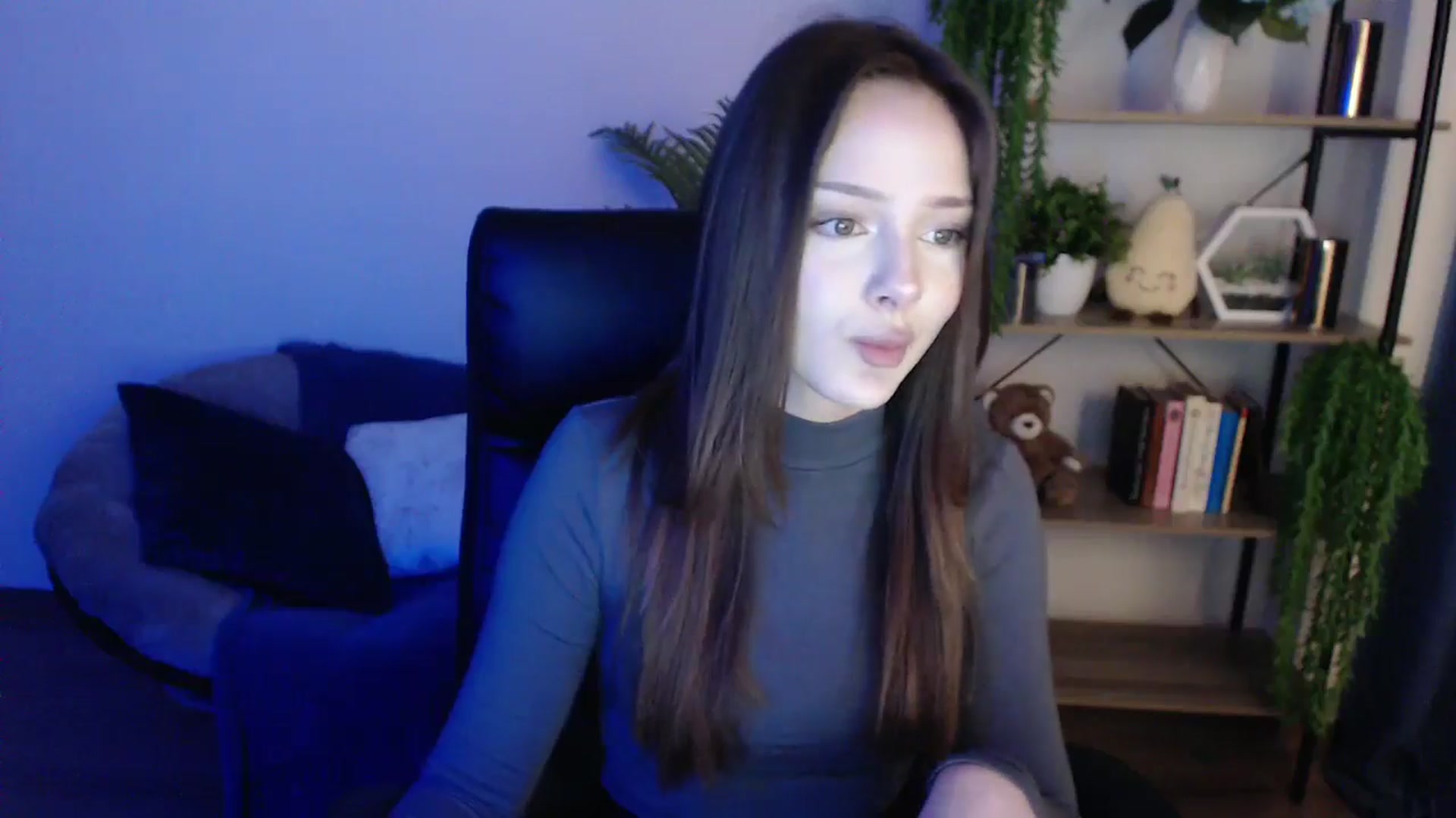 Gallery image thumbnail from KateManelli's myfreecams stream on, 02/07/2025, 12:58 image 4 of 20