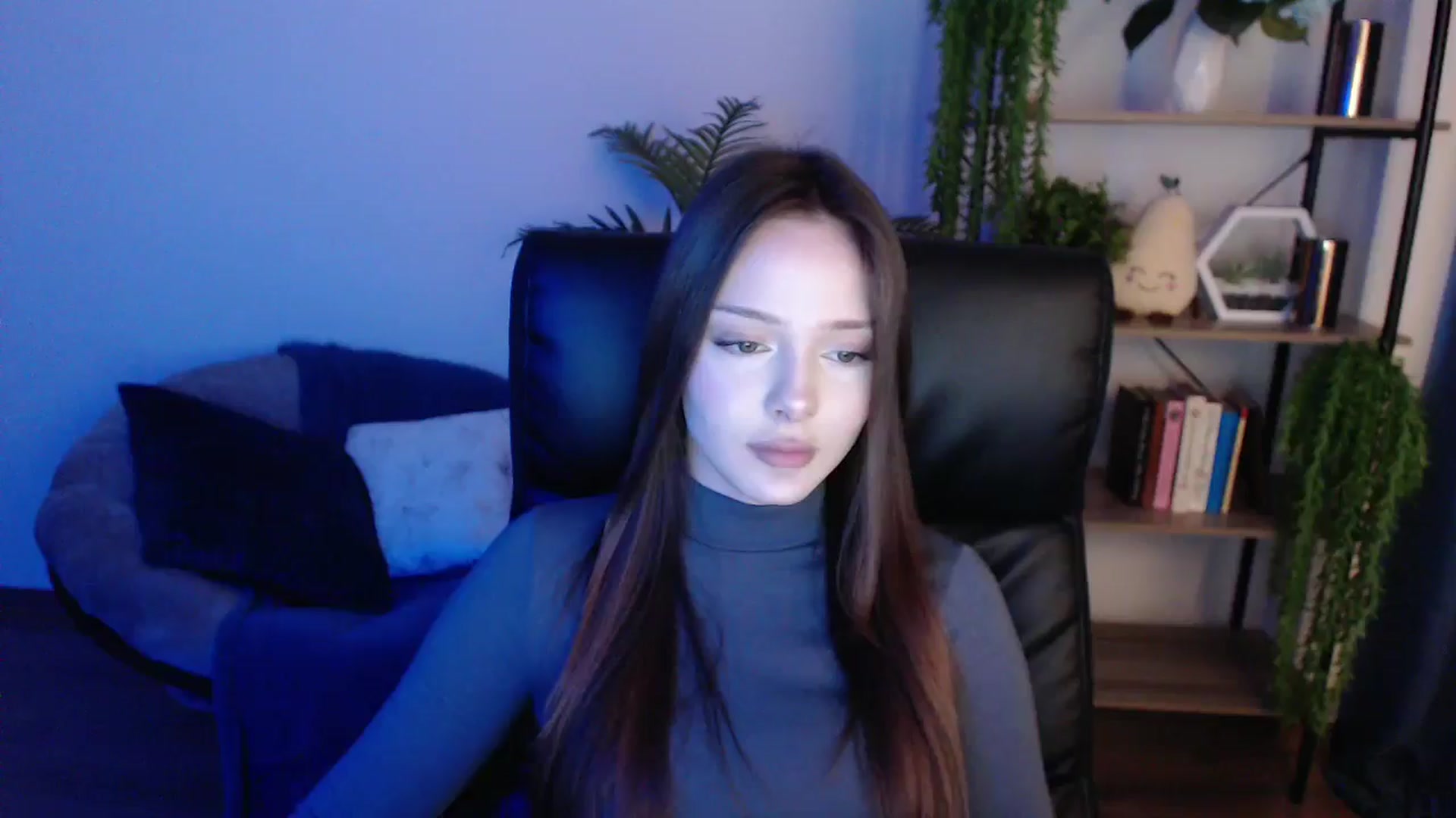 Gallery image thumbnail from KateManelli's myfreecams stream on, 02/07/2025, 14:02 image 2 of 20