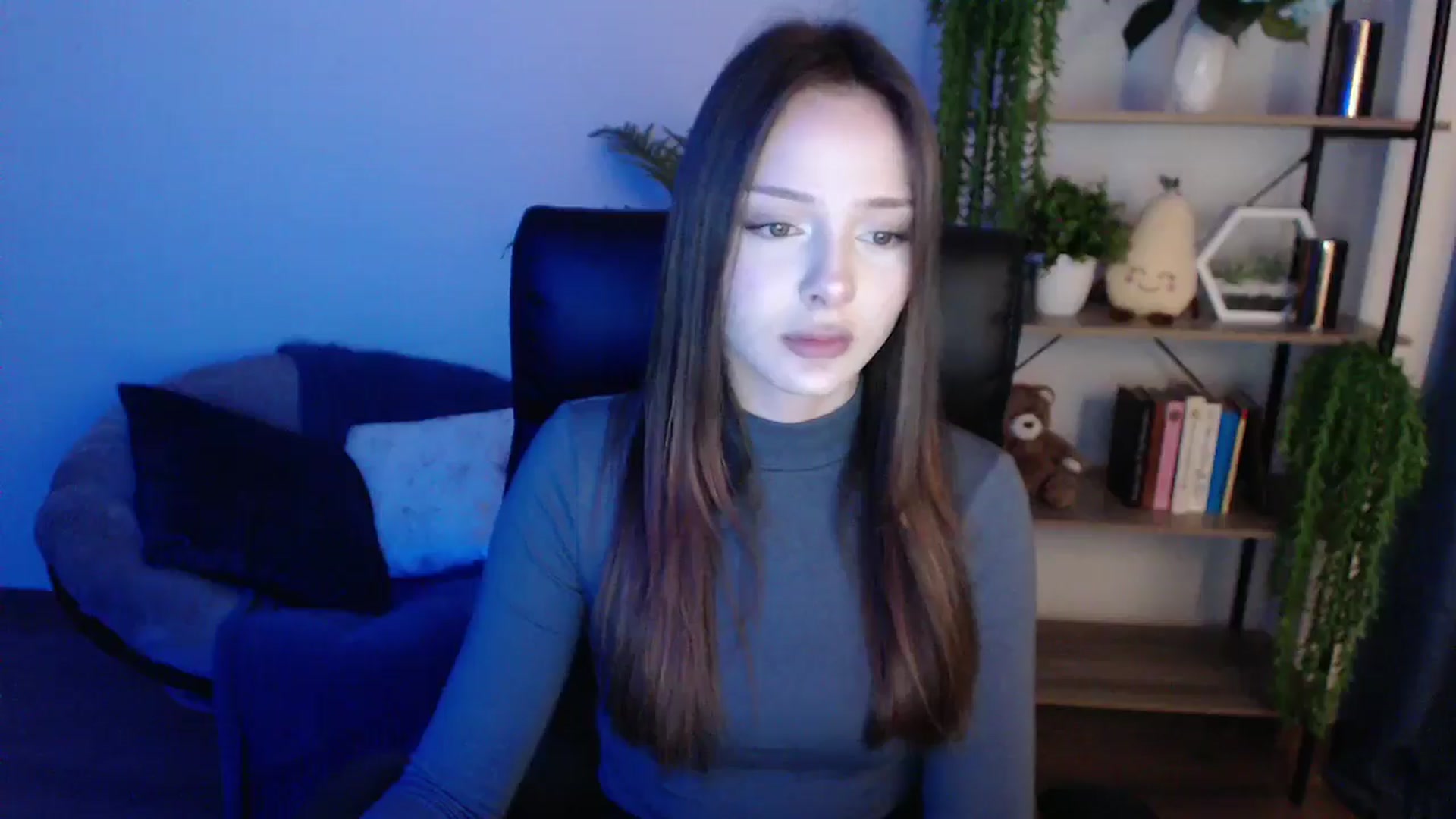Gallery image thumbnail from KateManelli's myfreecams stream on, 02/07/2025, 14:02 image 14 of 20