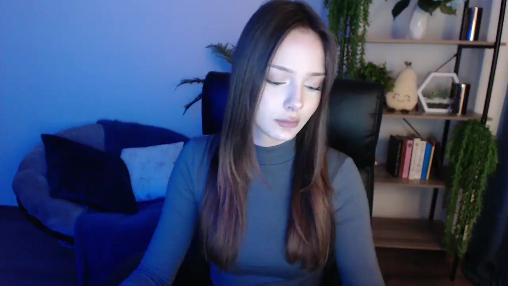 Gallery image thumbnail from KateManelli's myfreecams stream on, 02/07/2025, 14:02 image 12 of 20