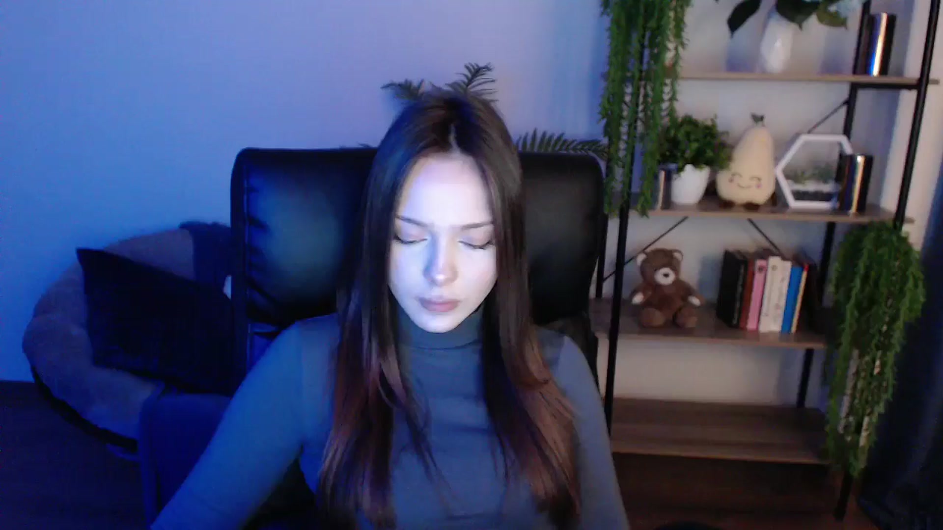 Gallery image thumbnail from KateManelli's myfreecams stream on, 02/07/2025, 14:02 image 4 of 20