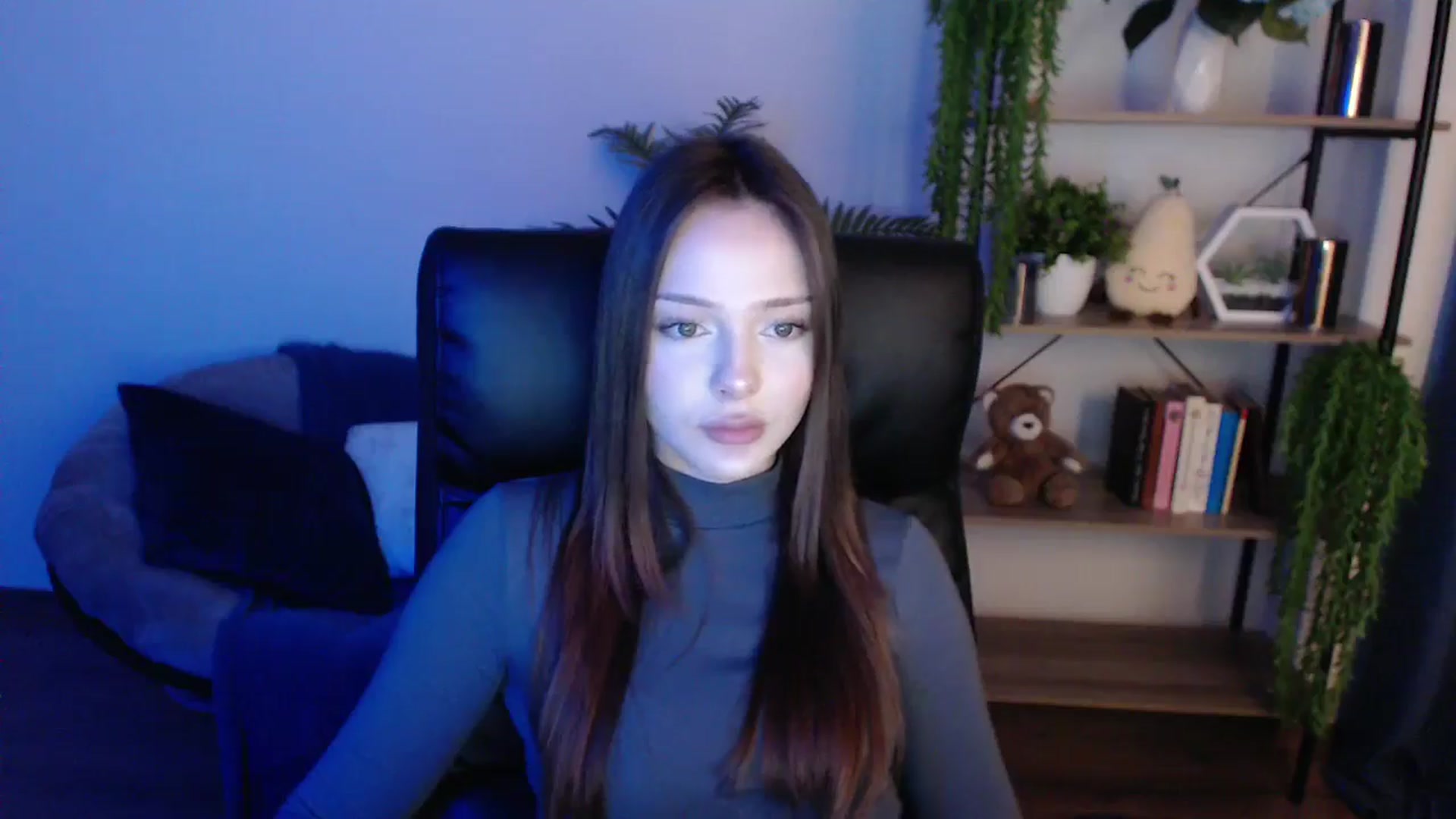 Gallery image thumbnail from KateManelli's myfreecams stream on, 02/07/2025, 14:02 image 15 of 20