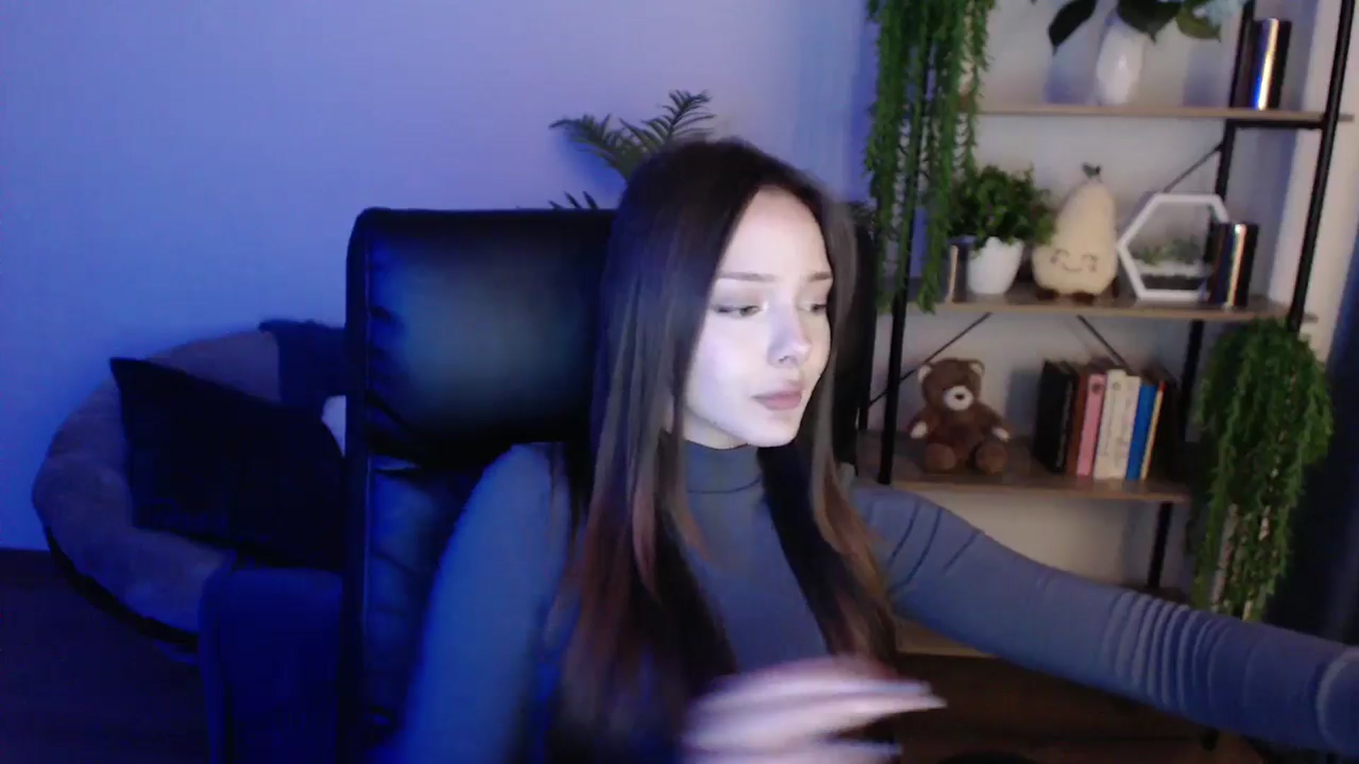 Gallery image thumbnail from KateManelli's myfreecams stream on, 02/07/2025, 14:02 image 7 of 20