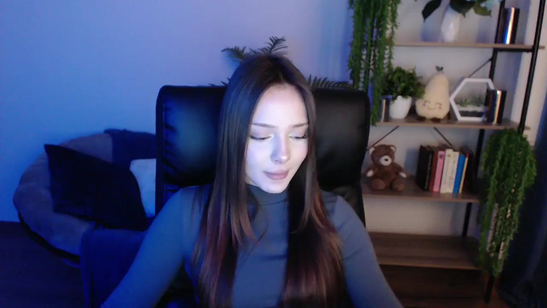 Gallery image thumbnail from KateManelli's myfreecams stream on, 02/07/2025, 14:02 image 17 of 20