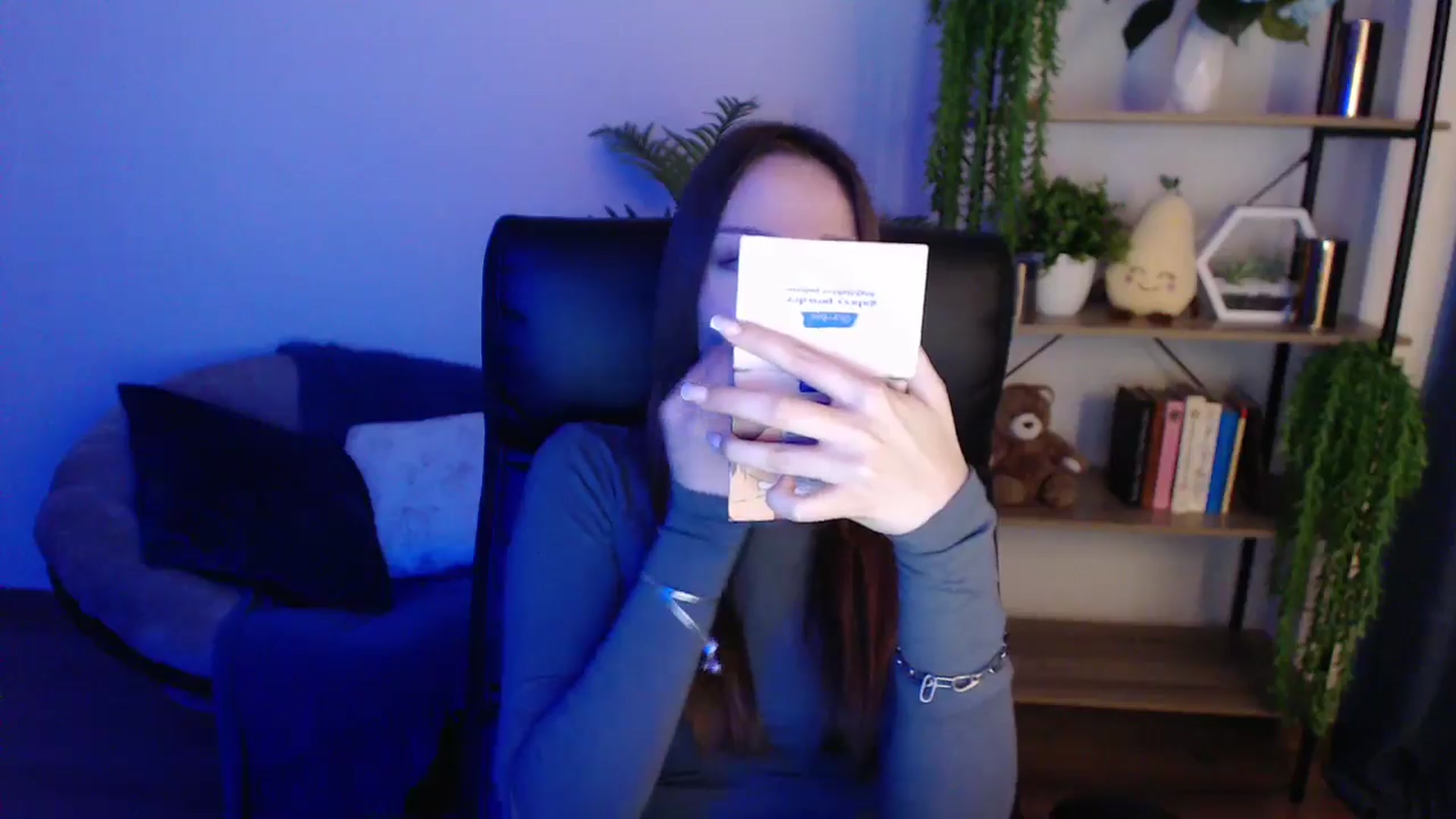 Gallery image thumbnail from KateManelli's myfreecams stream on, 02/07/2025, 14:47 image 12 of 20