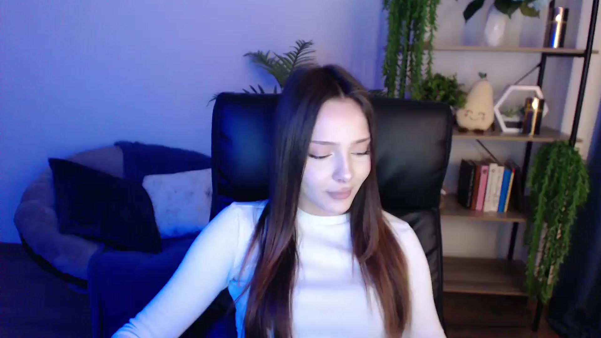 Gallery image thumbnail from KateManelli's myfreecams stream on, 02/08/2025, 11:19 image 6 of 20
