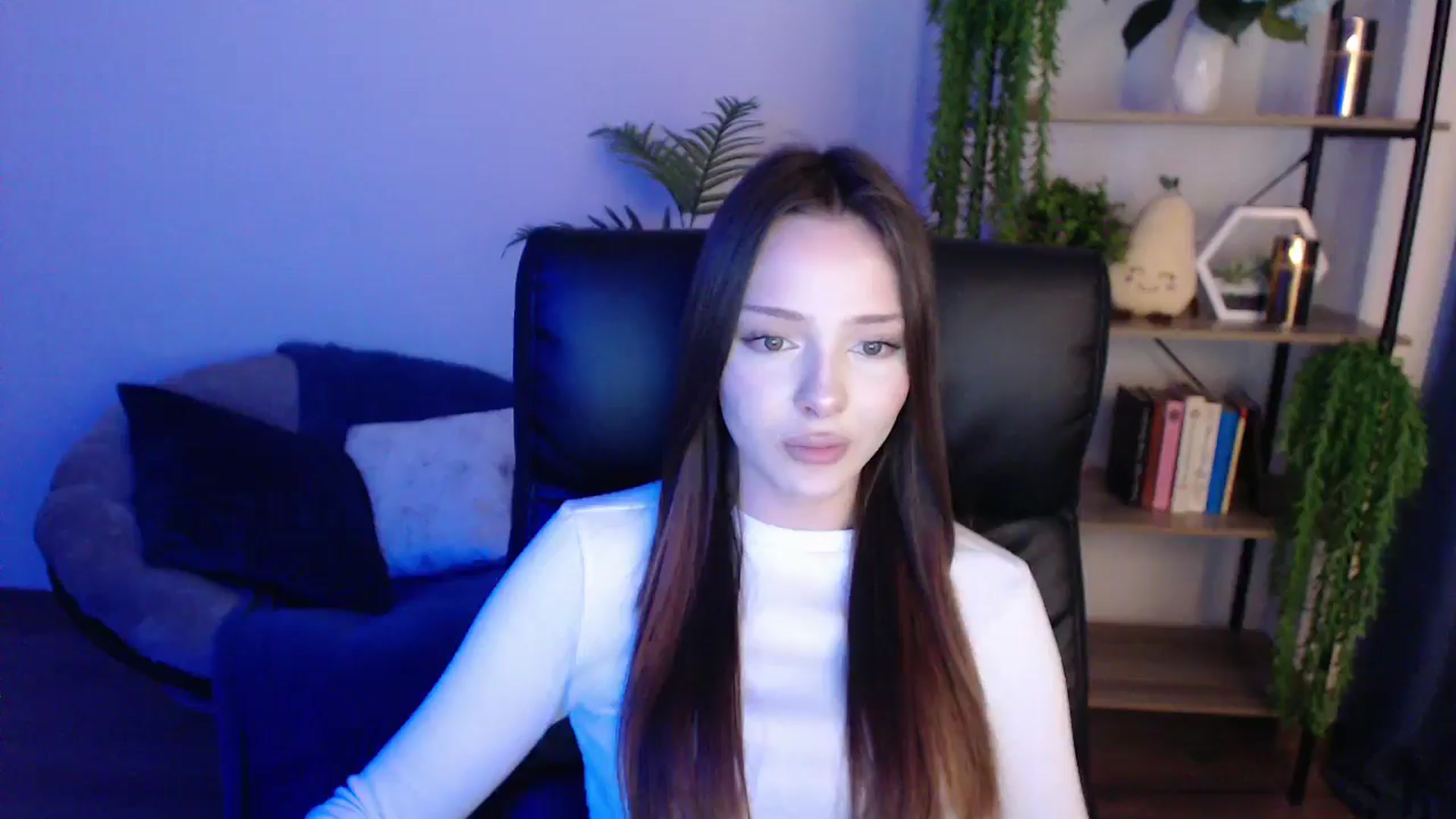 Gallery image thumbnail from KateManelli's myfreecams stream on, 02/08/2025, 11:19 image 3 of 20