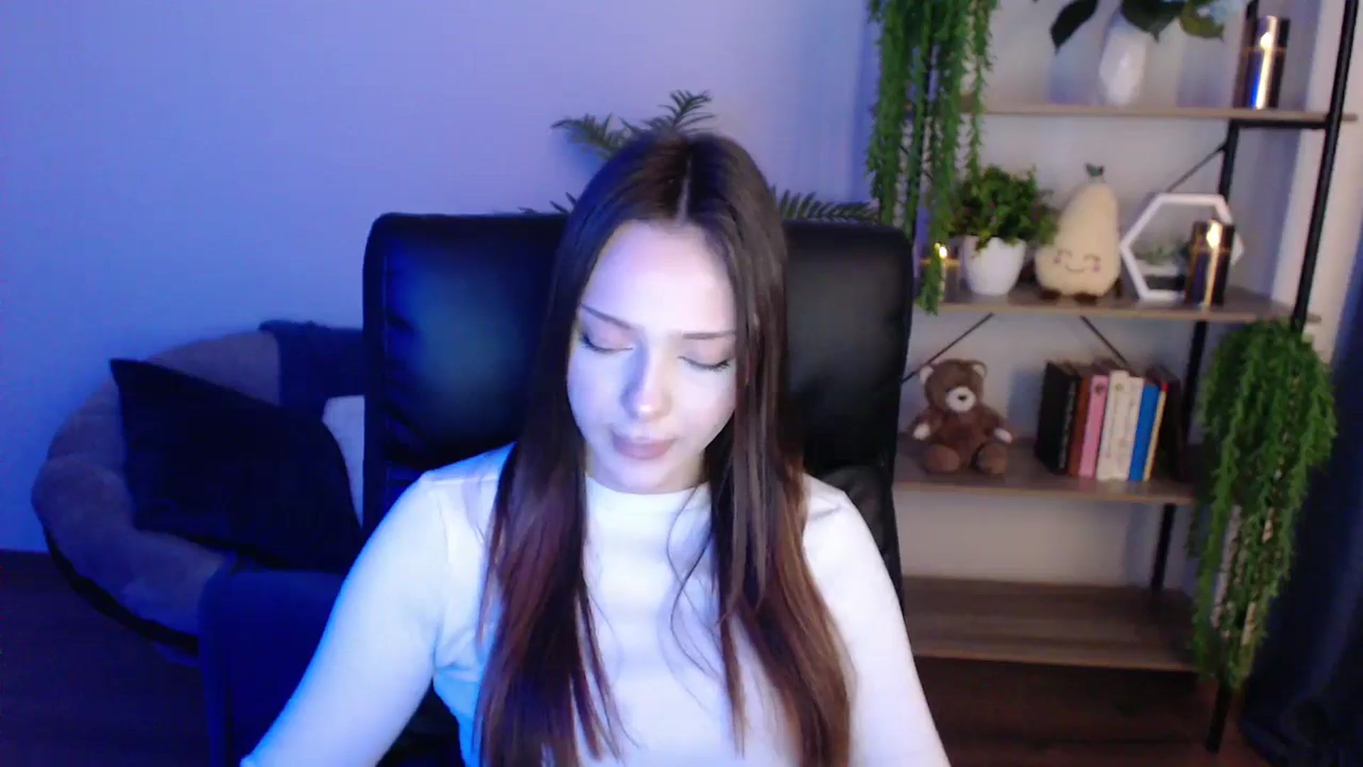 Gallery image thumbnail from KateManelli's myfreecams stream on, 02/08/2025, 11:19 image 9 of 20