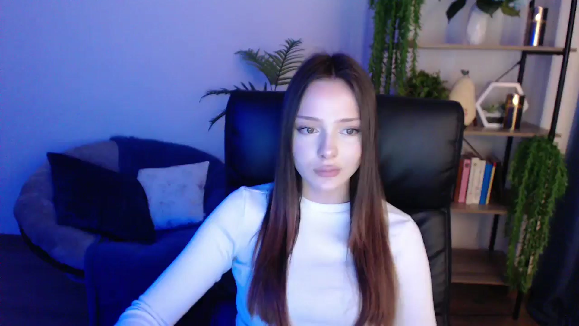 Gallery image thumbnail from KateManelli's myfreecams stream on, 02/08/2025, 11:35 image 20 of 20