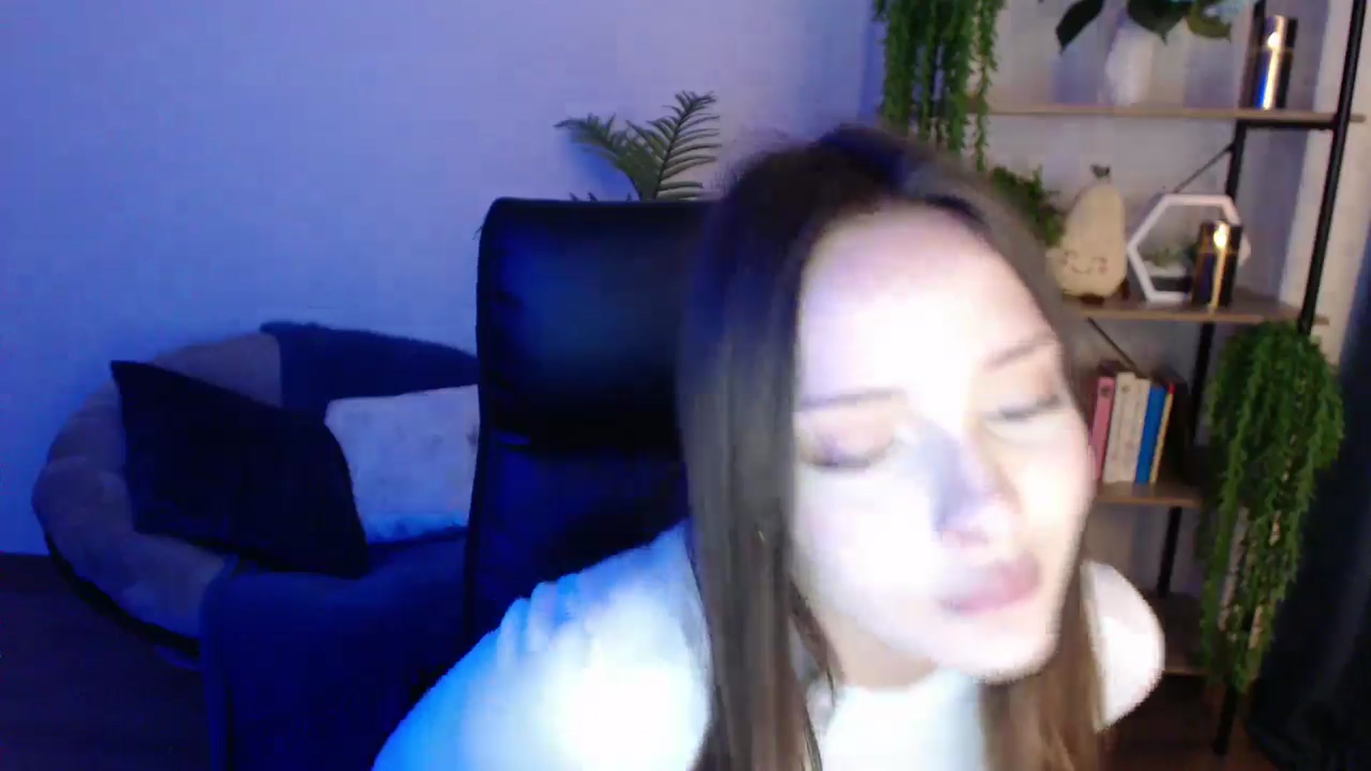 Gallery image thumbnail from KateManelli's myfreecams stream on, 02/08/2025, 11:35 image 18 of 20