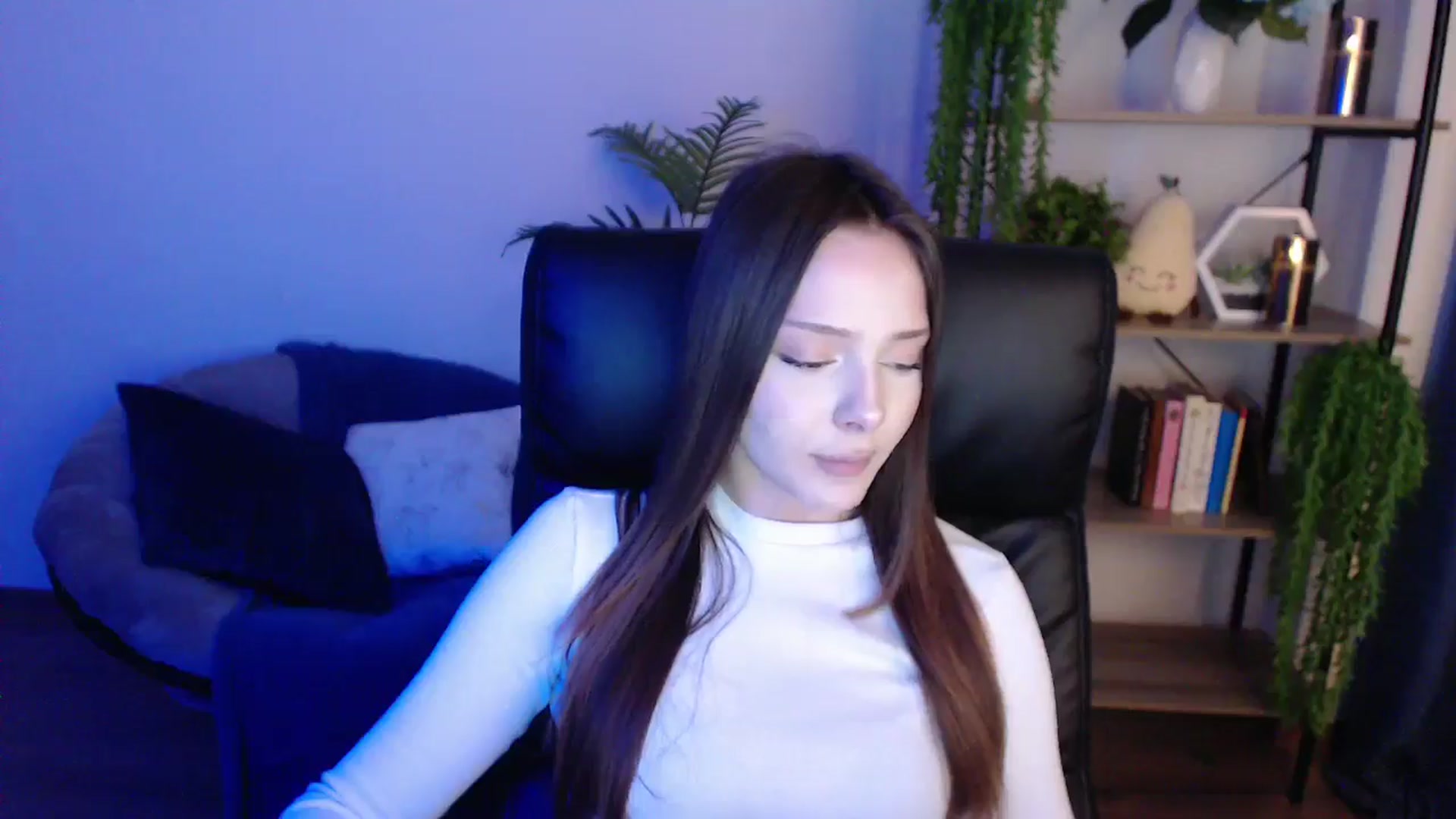 Gallery image thumbnail from KateManelli's myfreecams stream on, 02/08/2025, 11:35 image 2 of 20