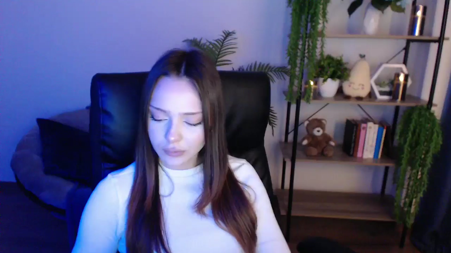 Gallery image thumbnail from KateManelli's myfreecams stream on, 02/08/2025, 13:33 image 7 of 20