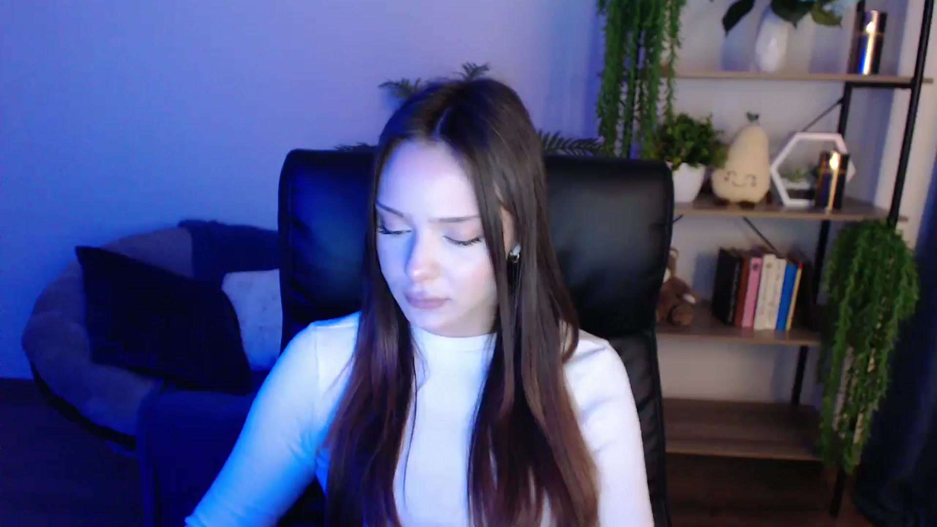 Gallery image thumbnail from KateManelli's myfreecams stream on, 02/08/2025, 13:33 image 20 of 20