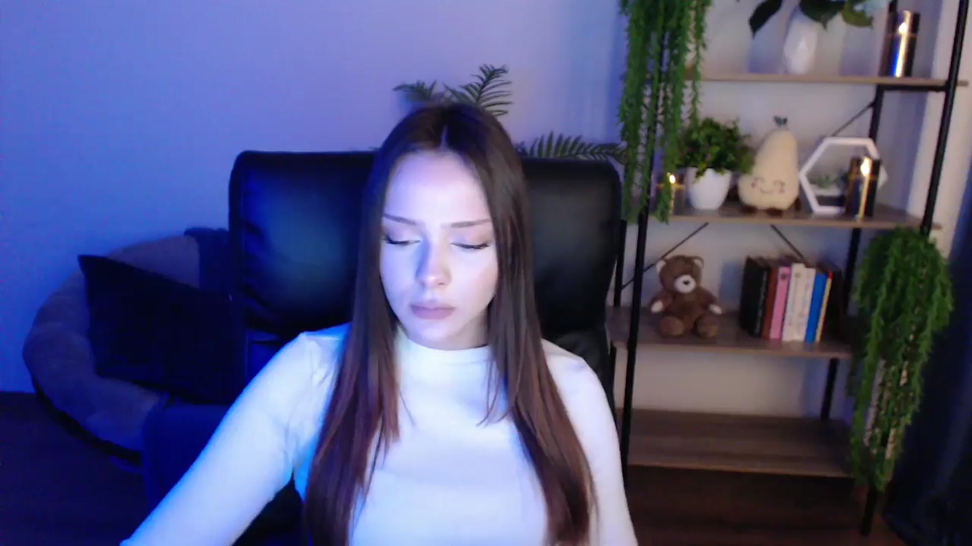 Gallery image thumbnail from KateManelli's myfreecams stream on, 02/08/2025, 14:13 image 3 of 20