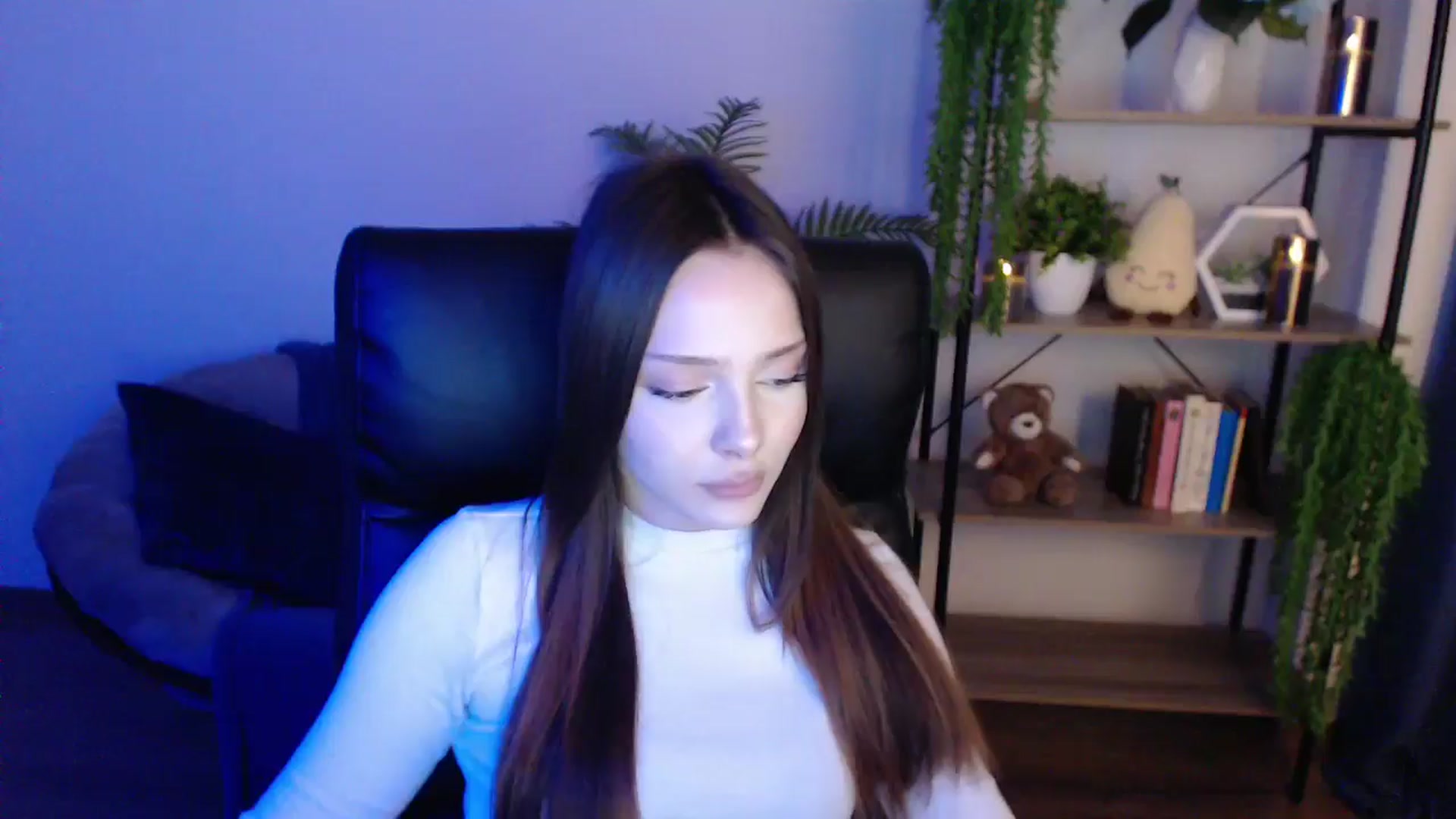 Gallery image thumbnail from KateManelli's myfreecams stream on, 02/08/2025, 14:13 image 1 of 20