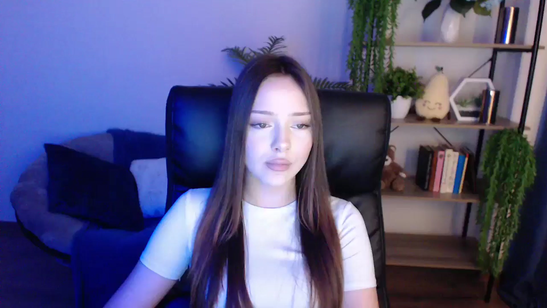 Gallery image thumbnail from KateManelli's myfreecams stream on, 02/10/2025, 09:50 image 5 of 20
