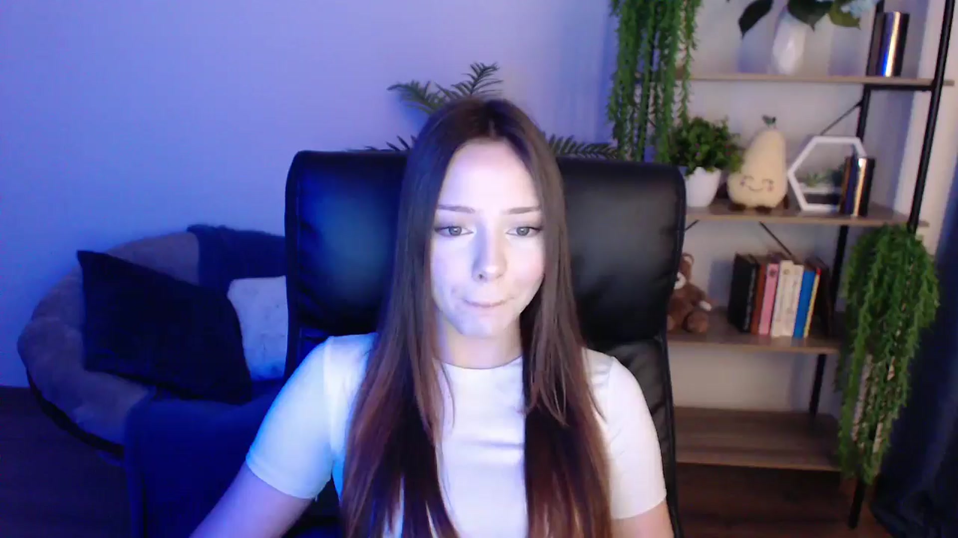 Gallery image thumbnail from KateManelli's myfreecams stream on, 02/10/2025, 09:50 image 6 of 20