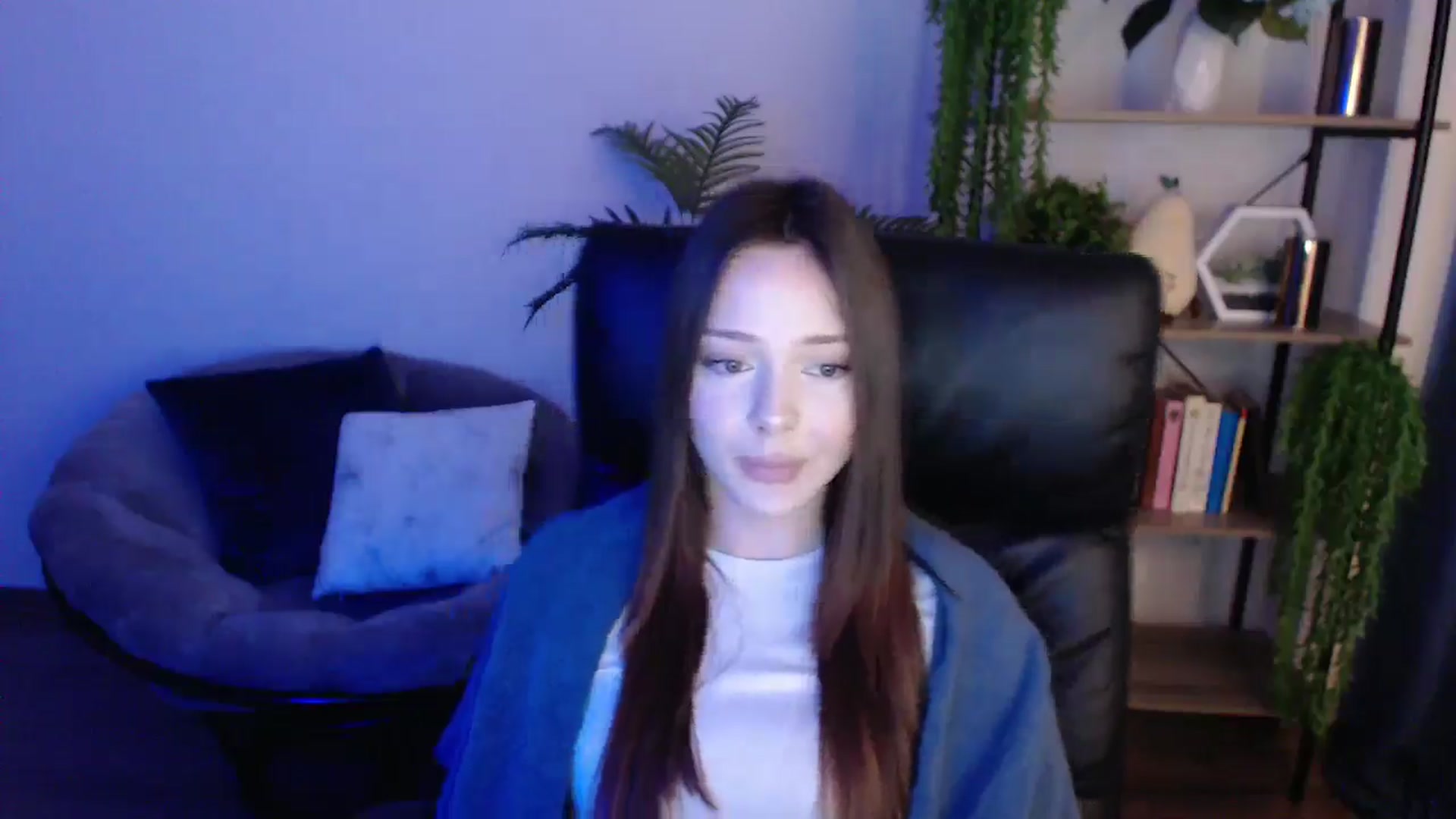 Gallery image thumbnail from KateManelli's myfreecams stream on, 02/10/2025, 11:21 image 8 of 20