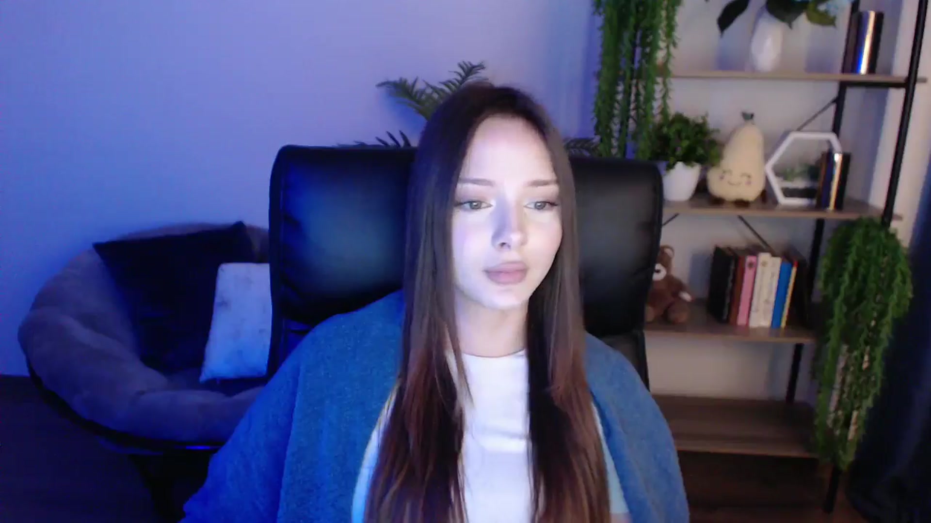 Gallery image thumbnail from KateManelli's myfreecams stream on, 02/10/2025, 11:21 image 20 of 20