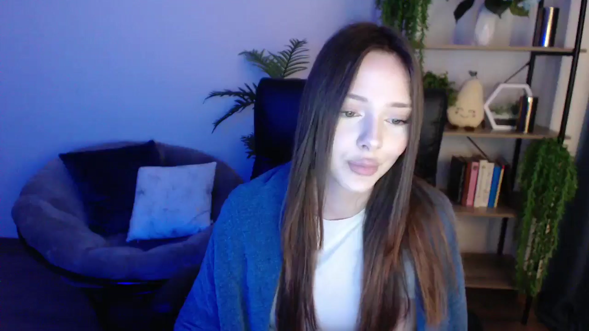 Gallery image thumbnail from KateManelli's myfreecams stream on, 02/10/2025, 11:21 image 2 of 20