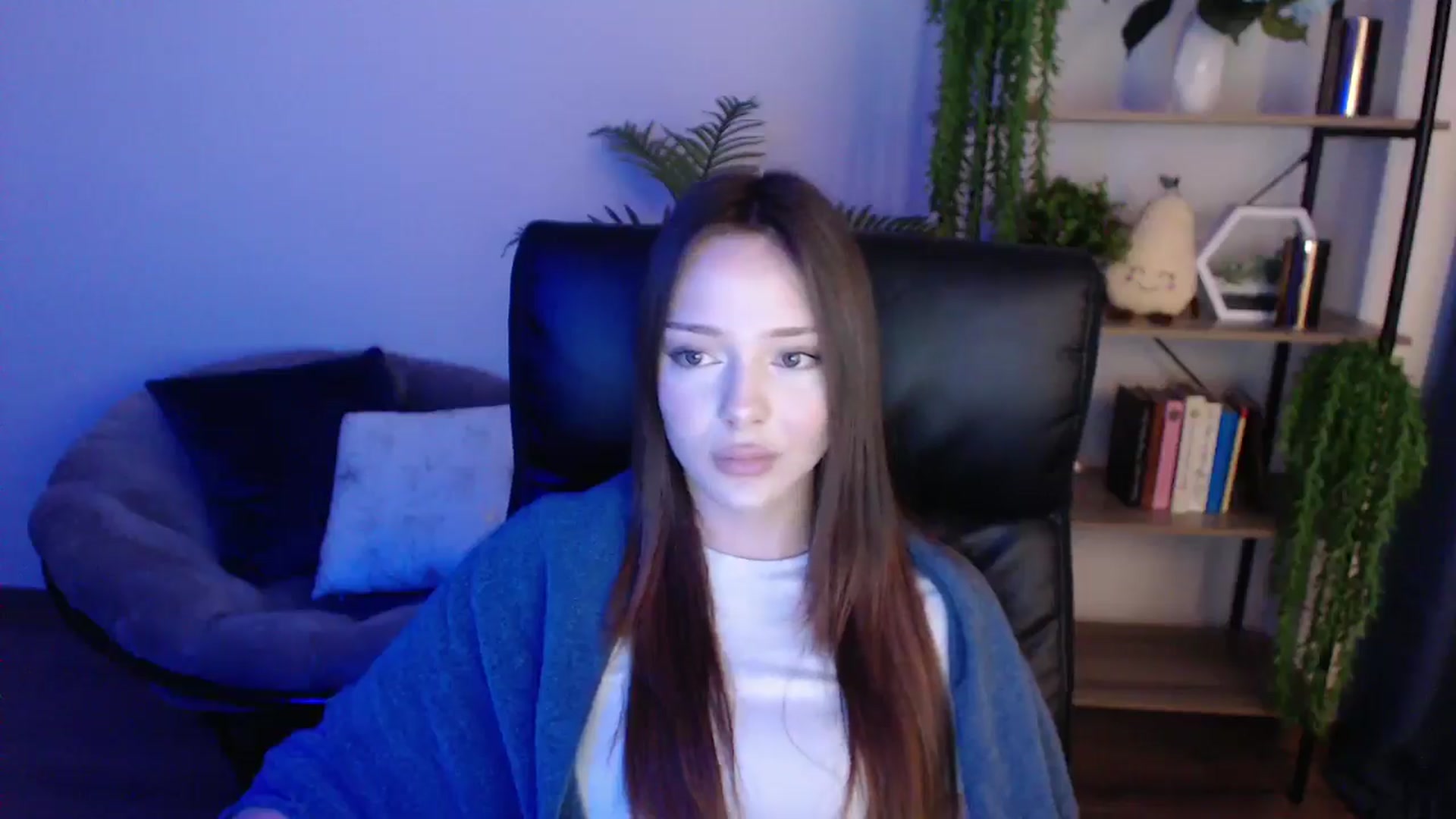 Gallery image thumbnail from KateManelli's myfreecams stream on, 02/10/2025, 11:21 image 4 of 20