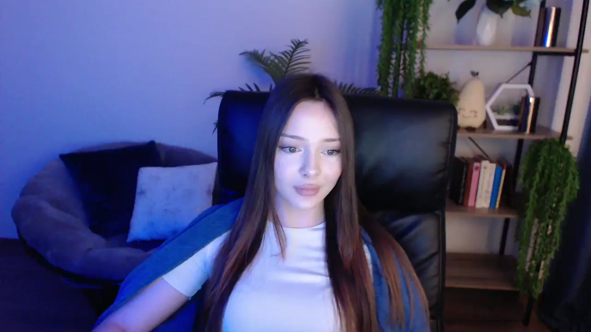 Gallery image thumbnail from KateManelli's myfreecams stream on, 02/10/2025, 11:21 image 14 of 20