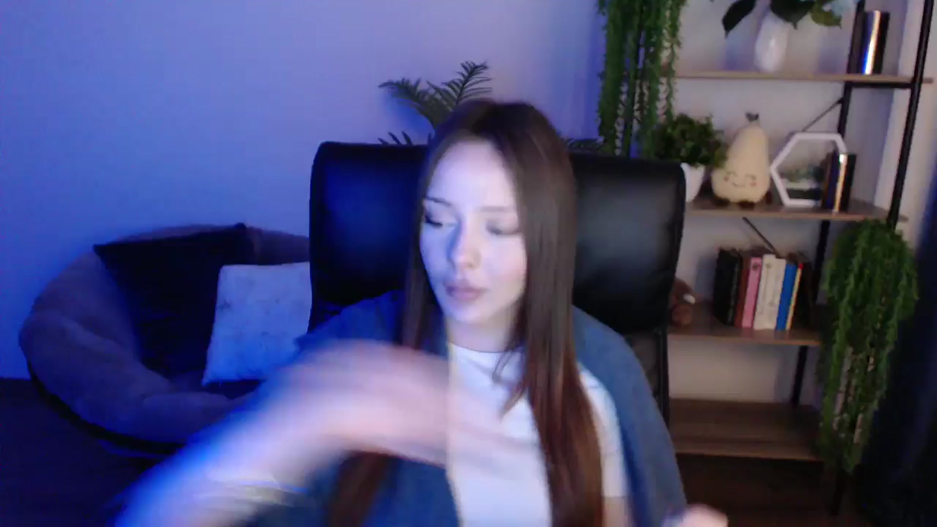 Gallery image thumbnail from KateManelli's myfreecams stream on, 02/10/2025, 14:20 image 14 of 20