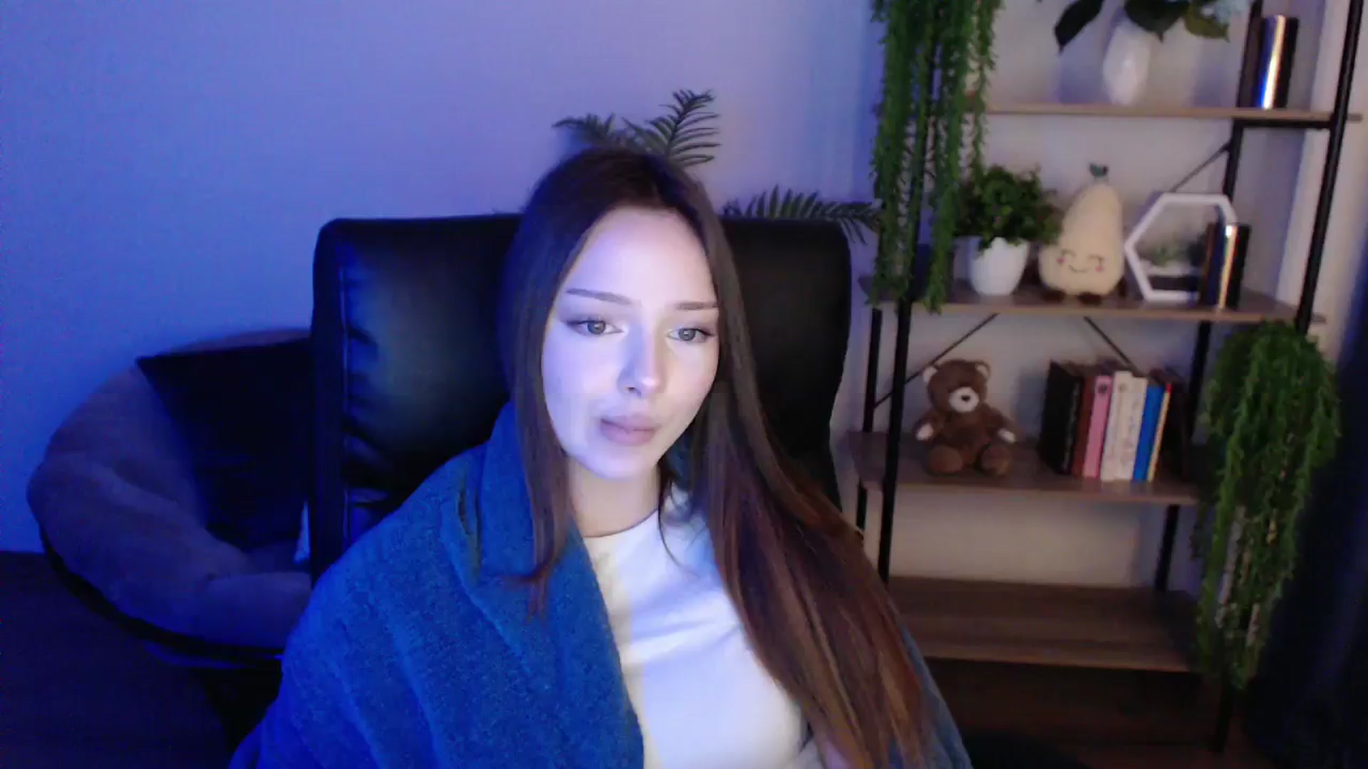 Gallery image thumbnail from KateManelli's myfreecams stream on, 02/10/2025, 14:20 image 6 of 20