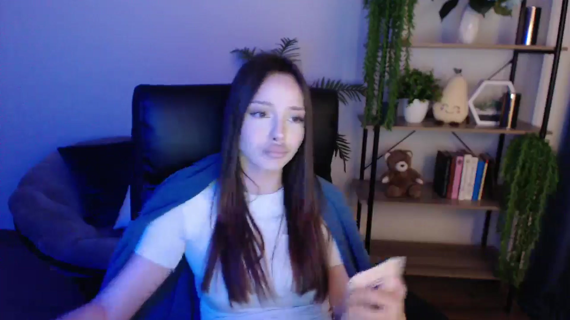 Gallery image thumbnail from KateManelli's myfreecams stream on, 02/10/2025, 14:56 image 5 of 20