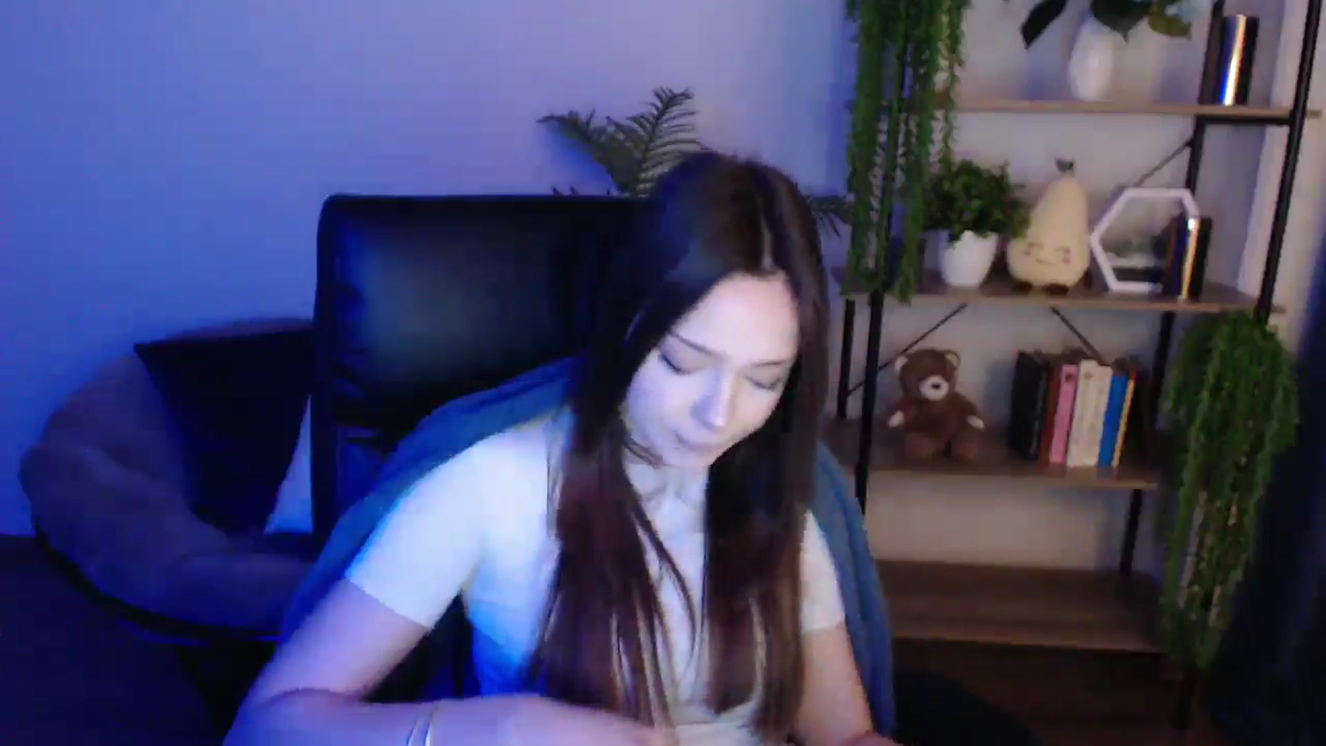 Gallery image thumbnail from KateManelli's myfreecams stream on, 02/10/2025, 14:56 image 7 of 20
