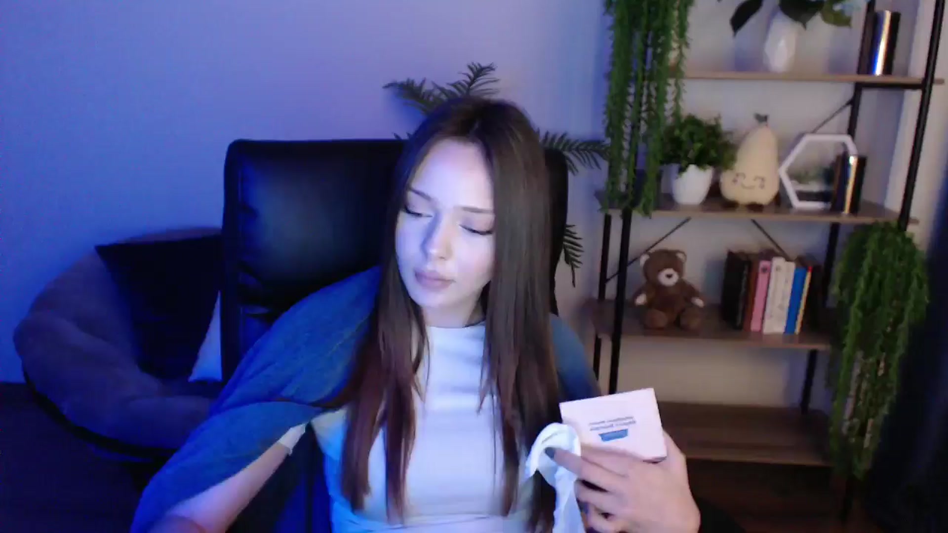 Gallery image thumbnail from KateManelli's myfreecams stream on, 02/10/2025, 14:56 image 1 of 20