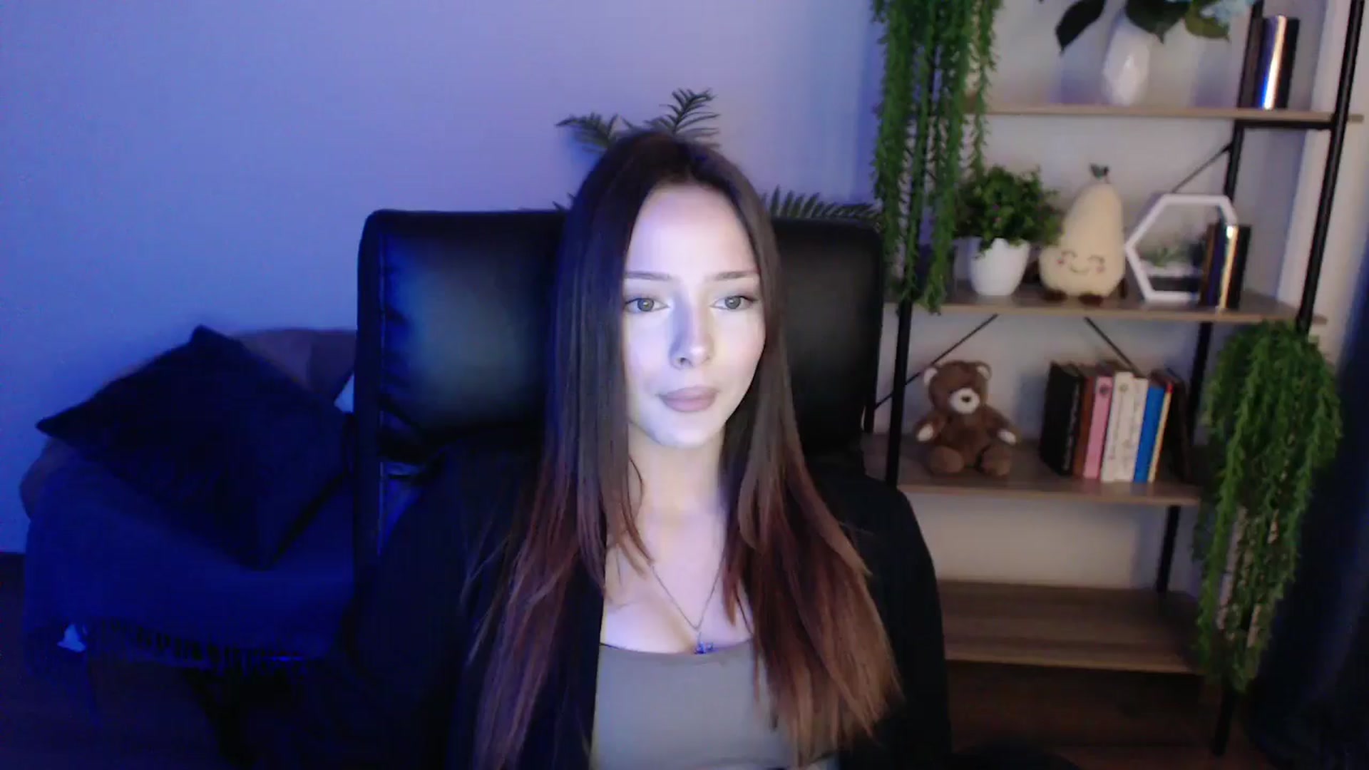 Gallery image thumbnail from KateManelli's myfreecams stream on, 02/11/2025, 10:41 image 10 of 20