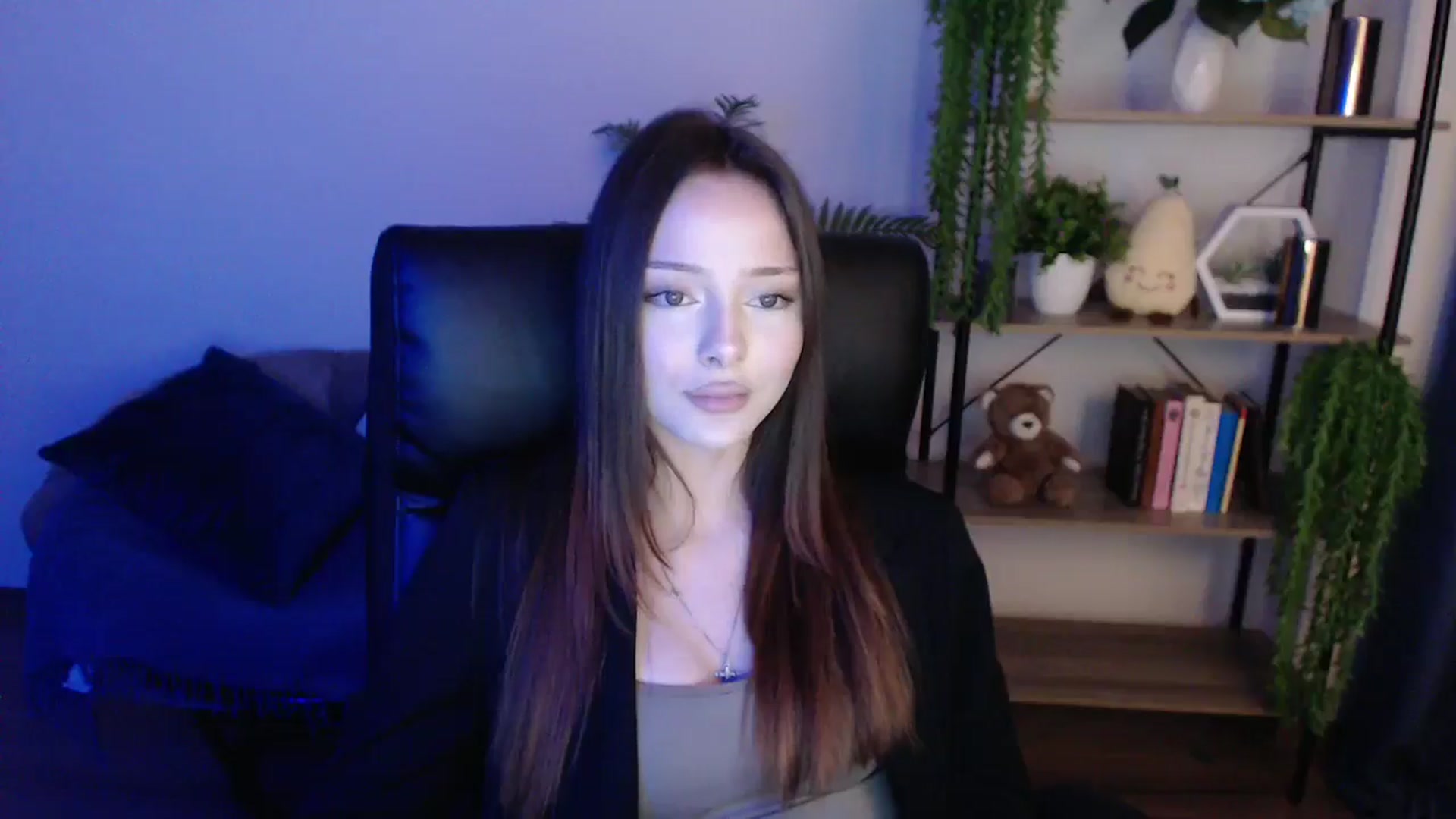 Gallery image thumbnail from KateManelli's myfreecams stream on, 02/11/2025, 10:41 image 16 of 20