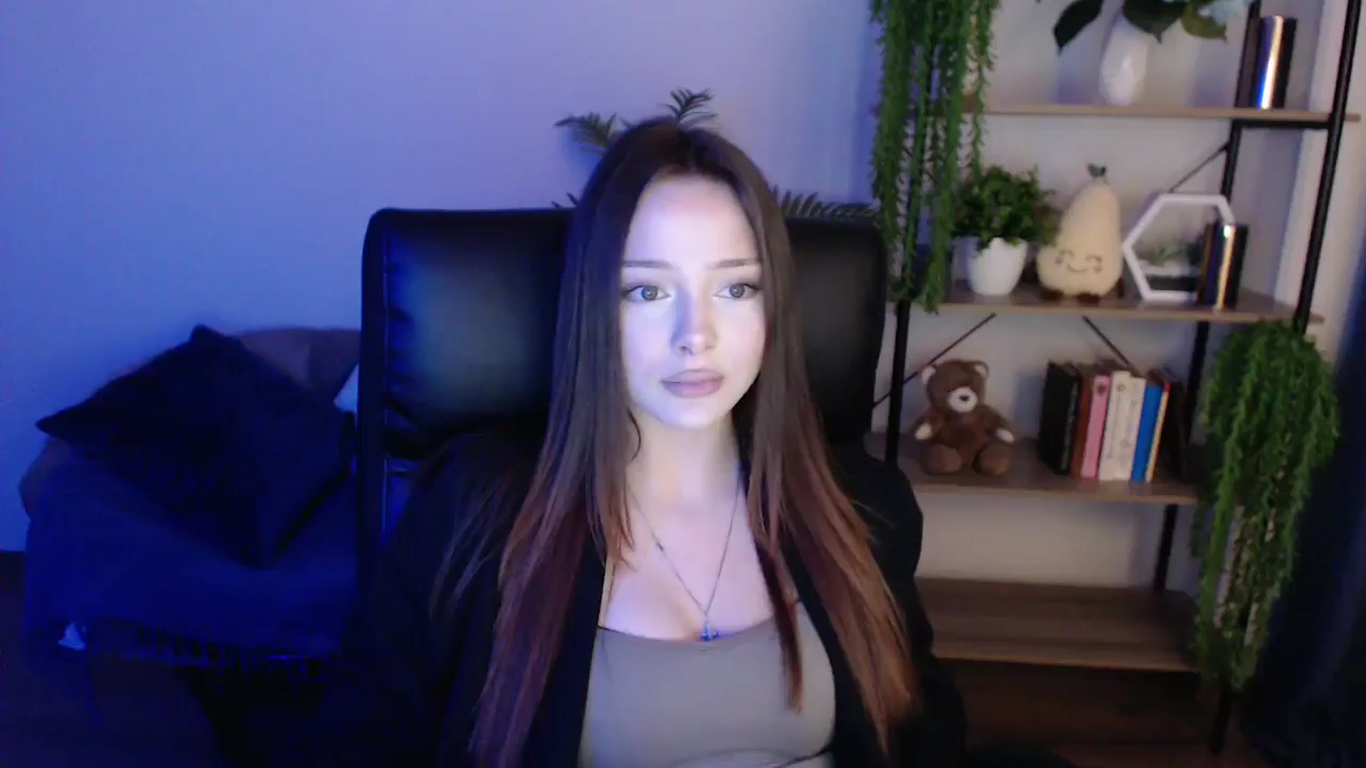 Gallery image thumbnail from KateManelli's myfreecams stream on, 02/11/2025, 10:41 image 6 of 20