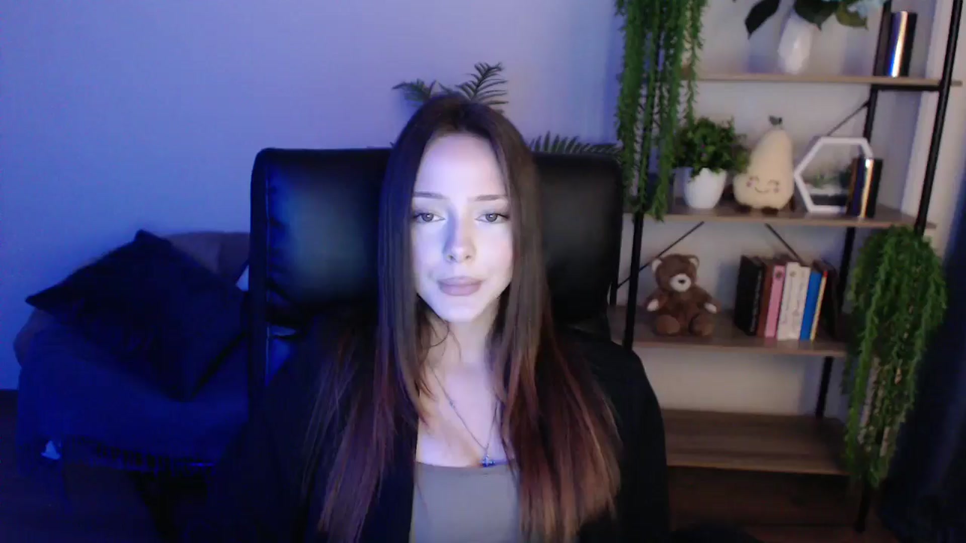 Gallery image thumbnail from KateManelli's myfreecams stream on, 02/11/2025, 10:41 image 13 of 20