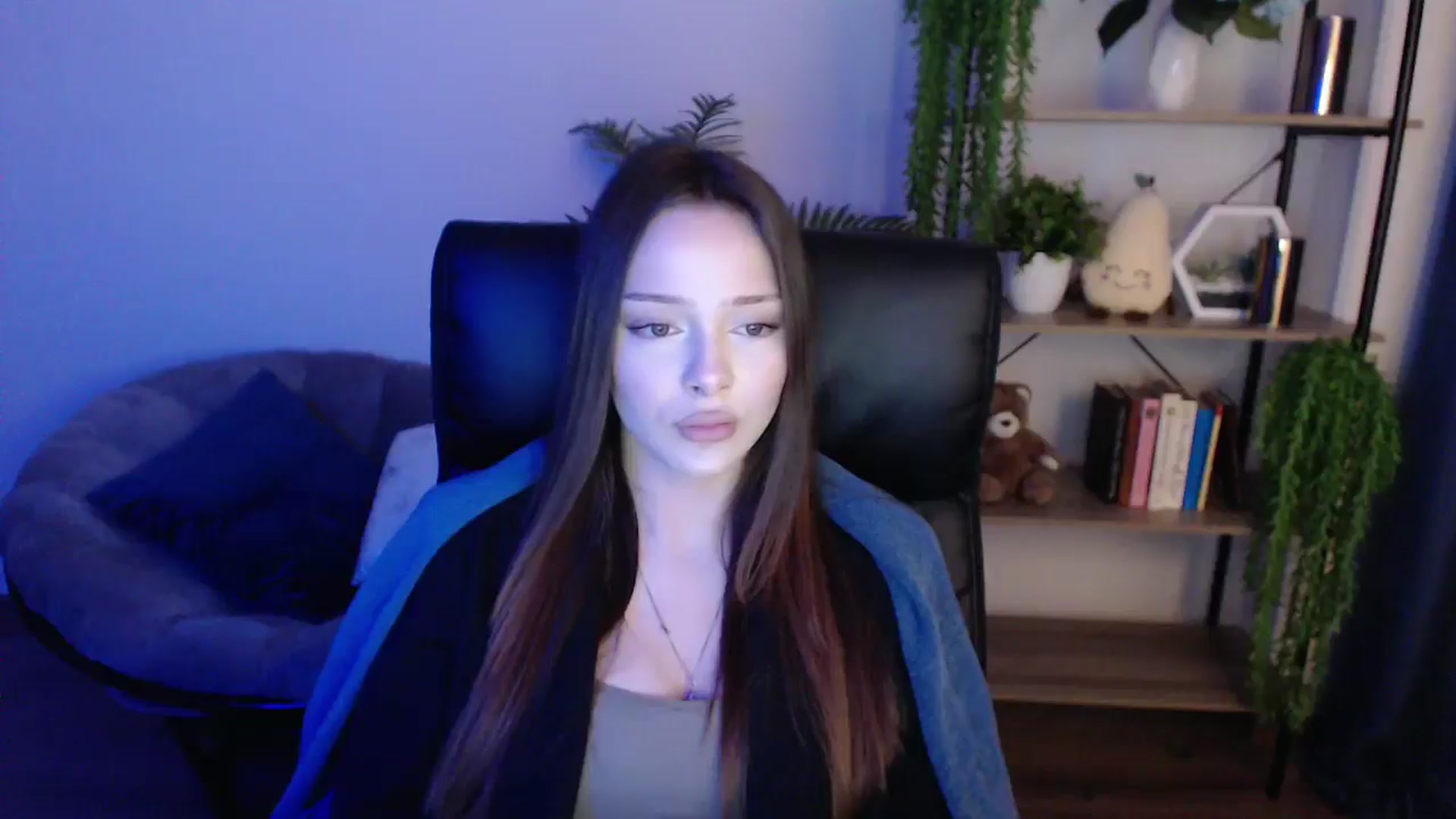 Gallery image thumbnail from KateManelli's myfreecams stream on, 02/11/2025, 11:41 image 4 of 20