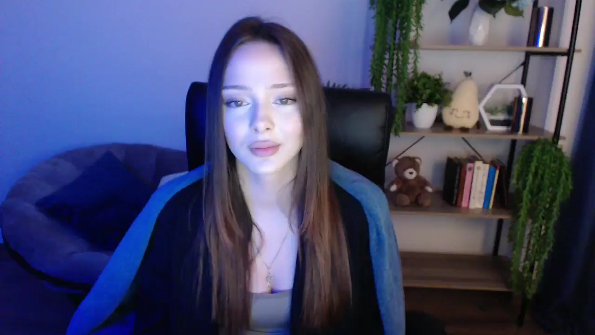 Gallery image thumbnail from KateManelli's myfreecams stream on, 02/11/2025, 11:41 image 10 of 20
