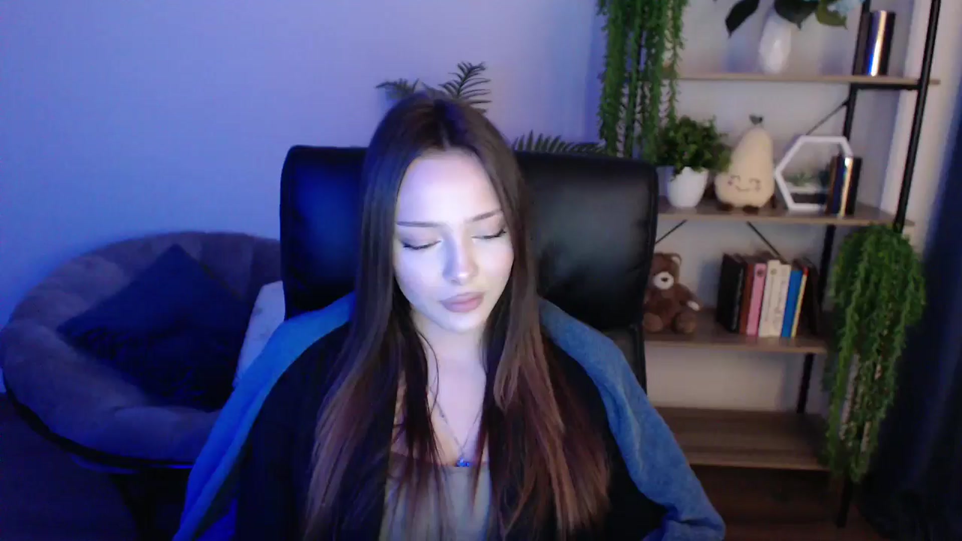 Gallery image thumbnail from KateManelli's myfreecams stream on, 02/11/2025, 11:41 image 1 of 20
