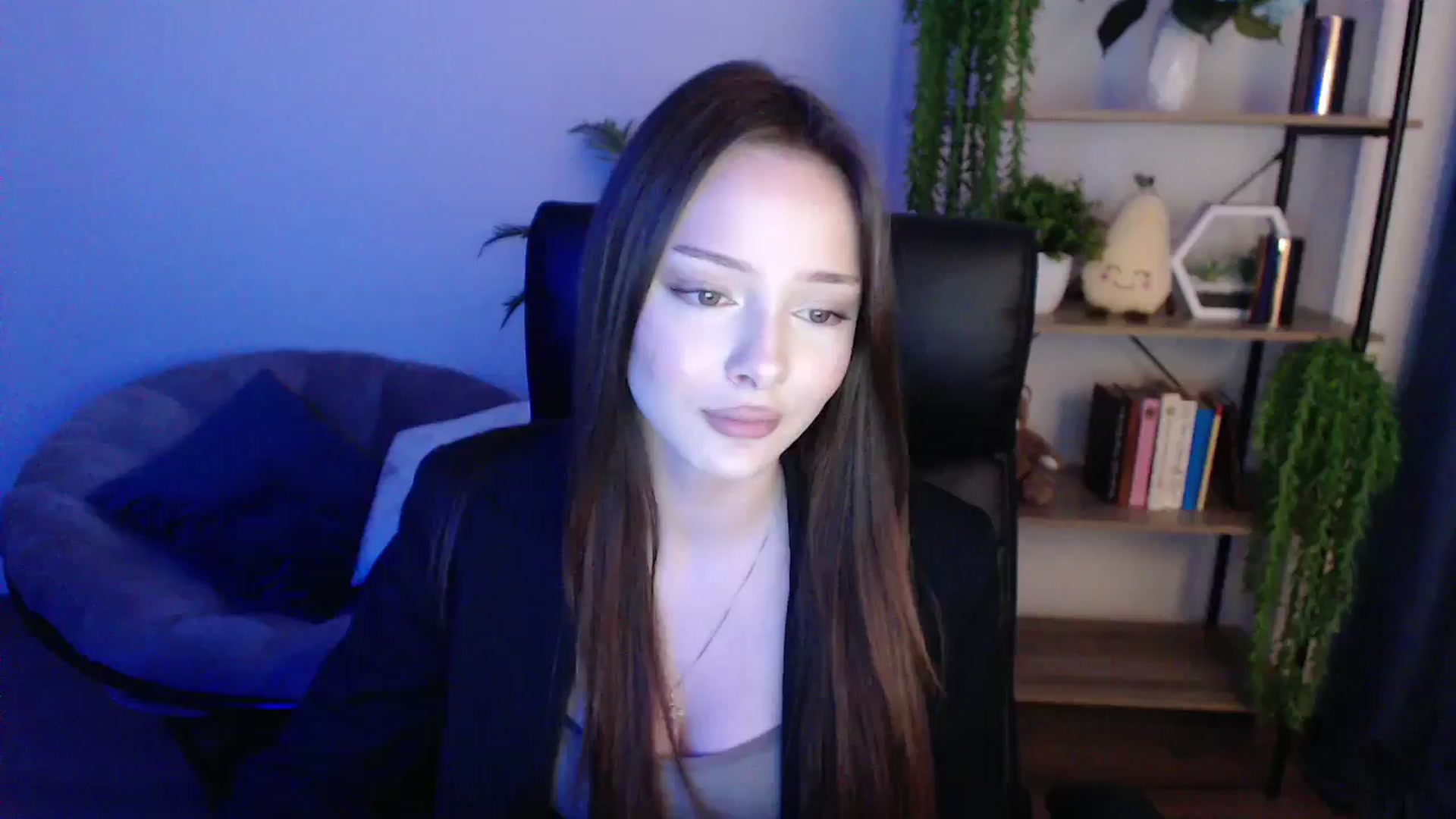 Gallery image thumbnail from KateManelli's myfreecams stream on, 02/11/2025, 12:24 image 12 of 20