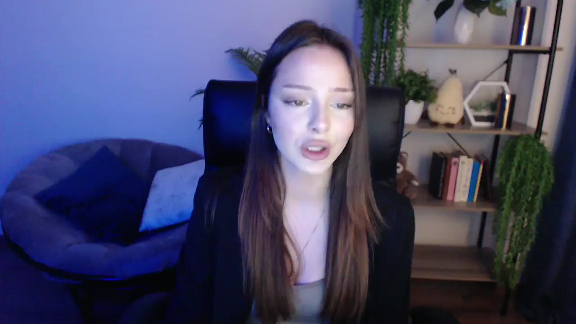 Gallery image thumbnail from KateManelli's myfreecams stream on, 02/11/2025, 12:24 image 18 of 20