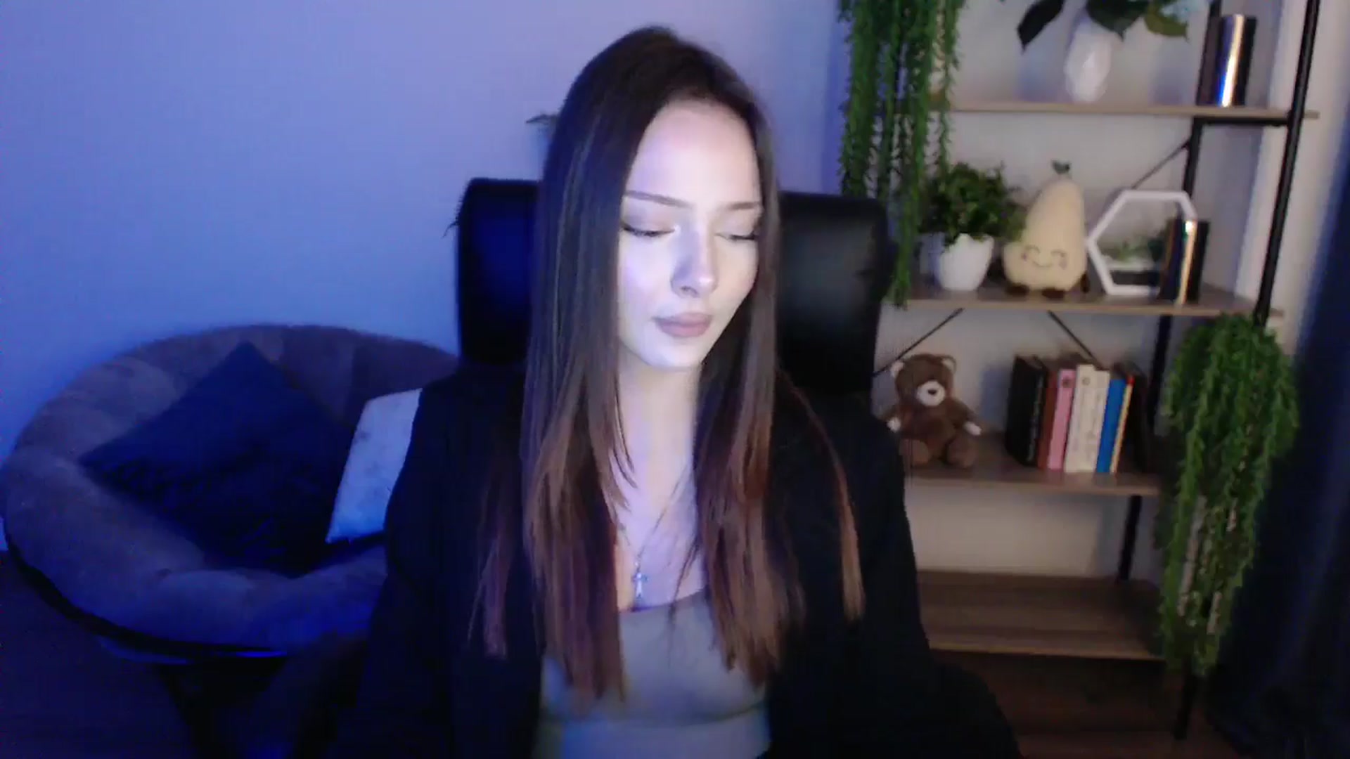 Gallery image thumbnail from KateManelli's myfreecams stream on, 02/11/2025, 12:53 image 18 of 20