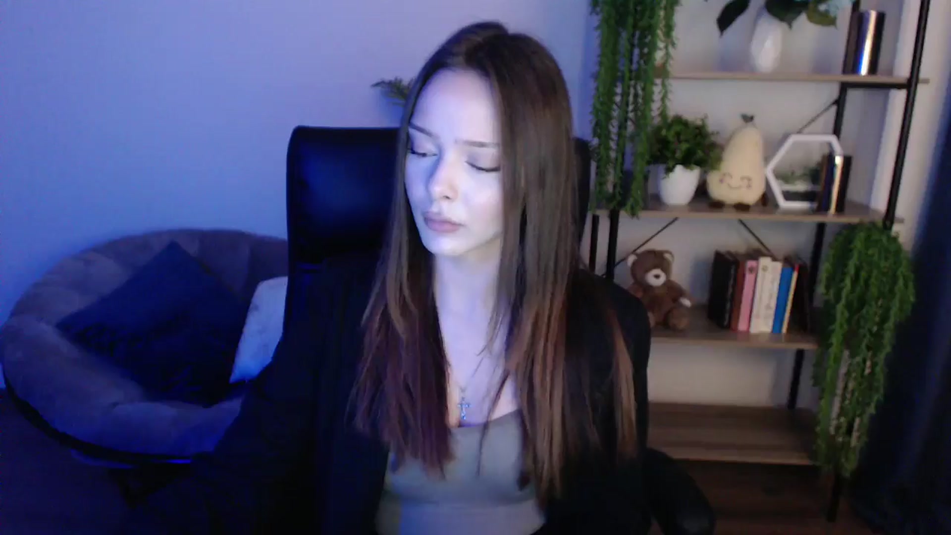 Gallery image thumbnail from KateManelli's myfreecams stream on, 02/11/2025, 12:53 image 15 of 20