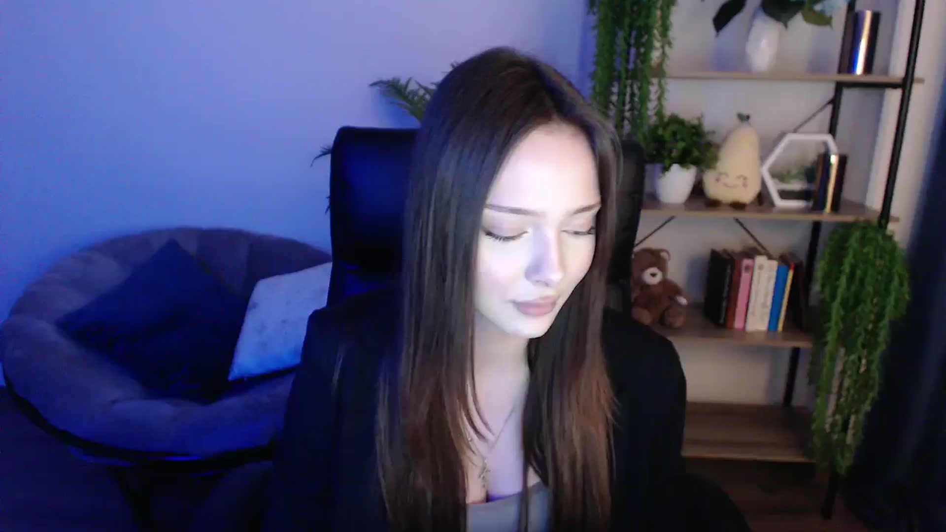 Gallery image thumbnail from KateManelli's myfreecams stream on, 02/11/2025, 12:53 image 1 of 20